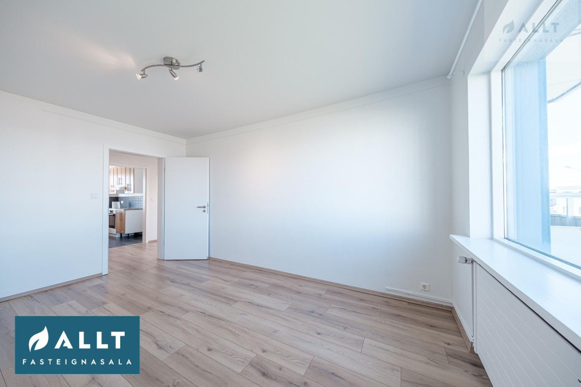 Sólvallagata 40, 230 Reykjanesbær