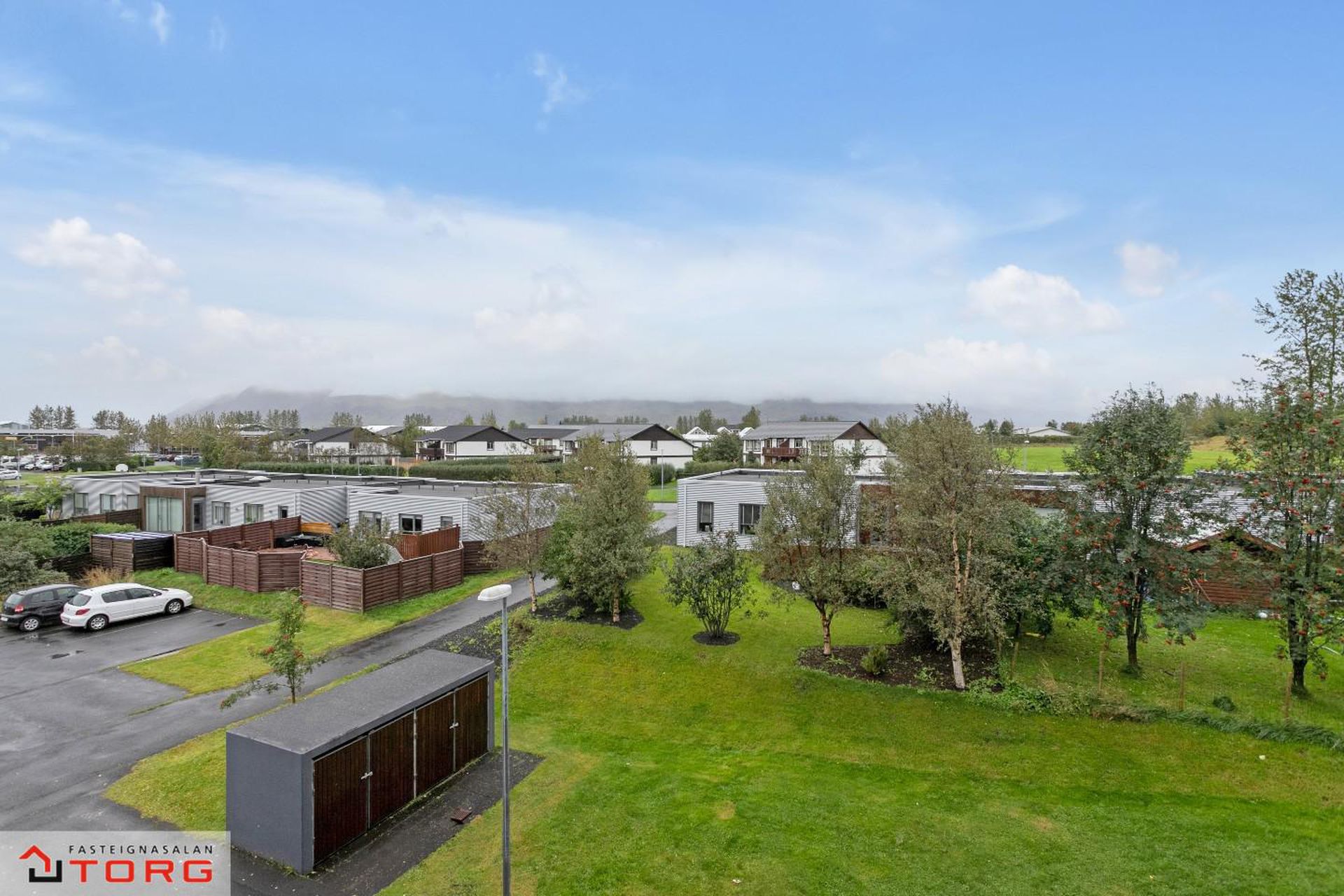 Klapparhlíð 32, 270 Mosfellsbær