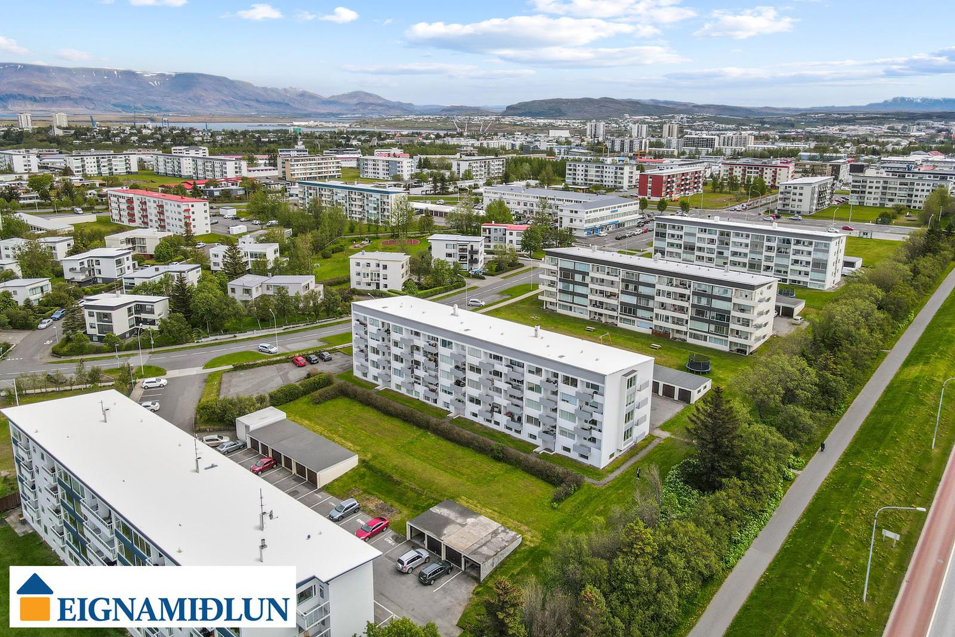 Safamýri 42, 108 Reykjavík