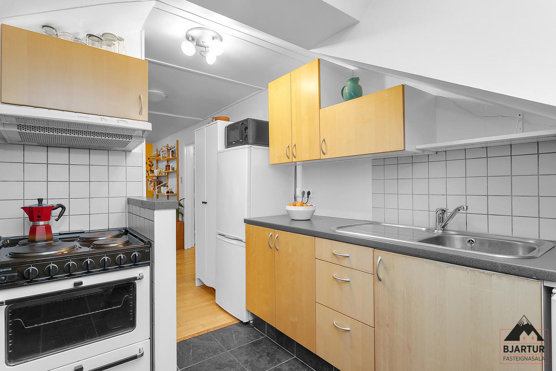 Mjóahlíð 10, 105 Reykjavík