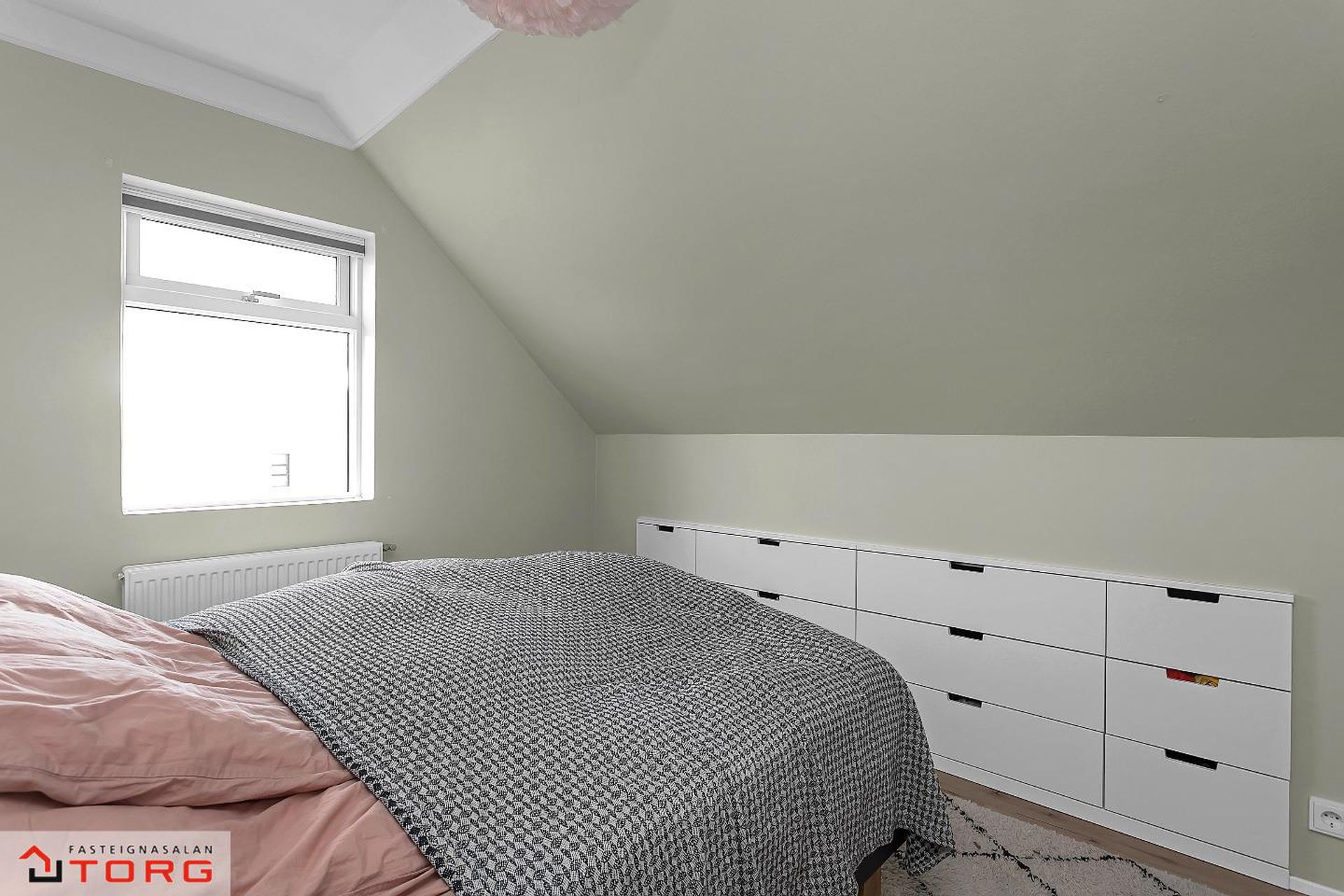 Flókagata 66, 105 Reykjavík