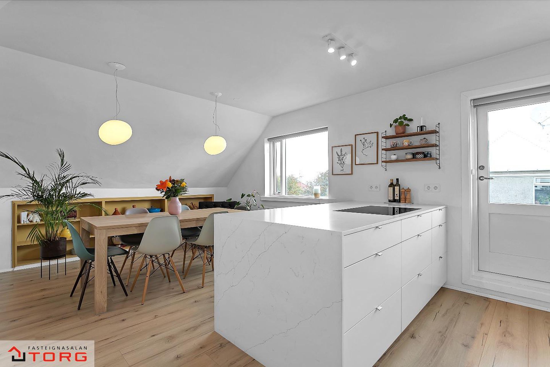 Flókagata 66, 105 Reykjavík