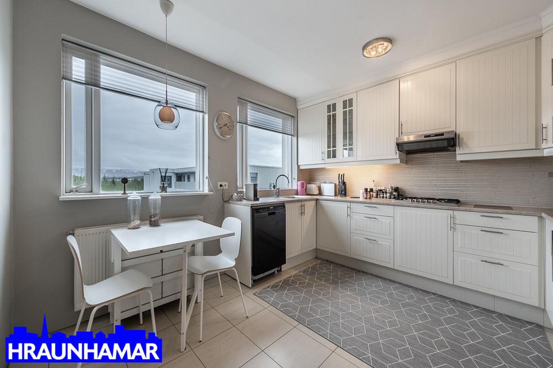 Álfaskeið 98 - 0401, 220 Hafnarfjörður