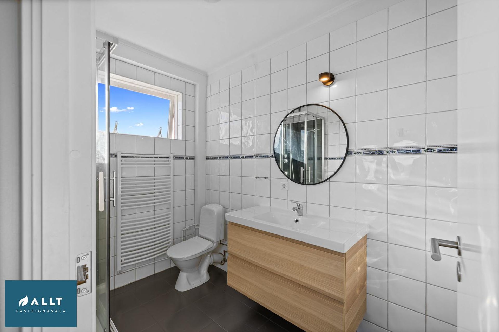 Heiðarhvammur 9, 230 Reykjanesbær