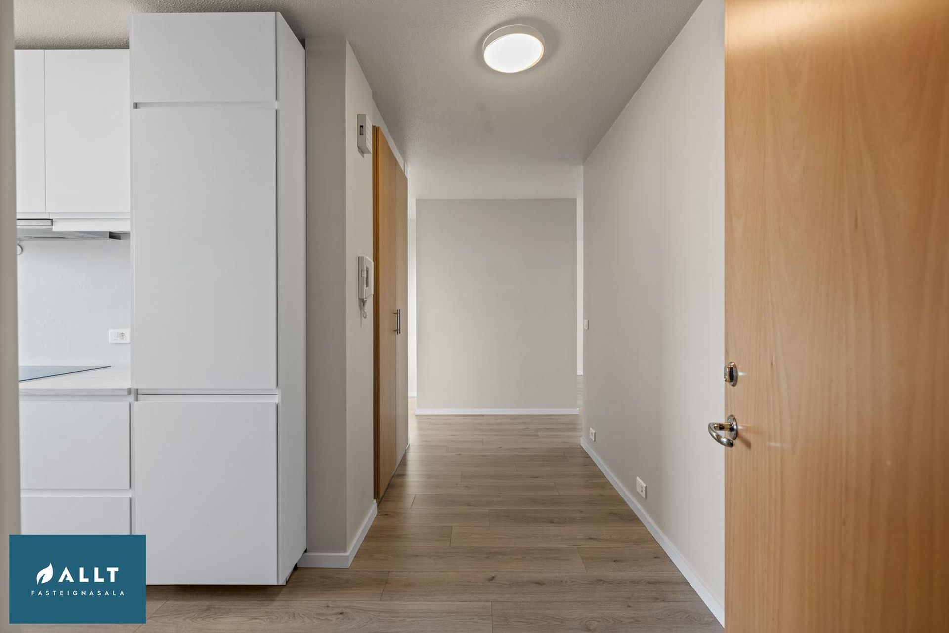 Heiðarhvammur 9, 230 Reykjanesbær