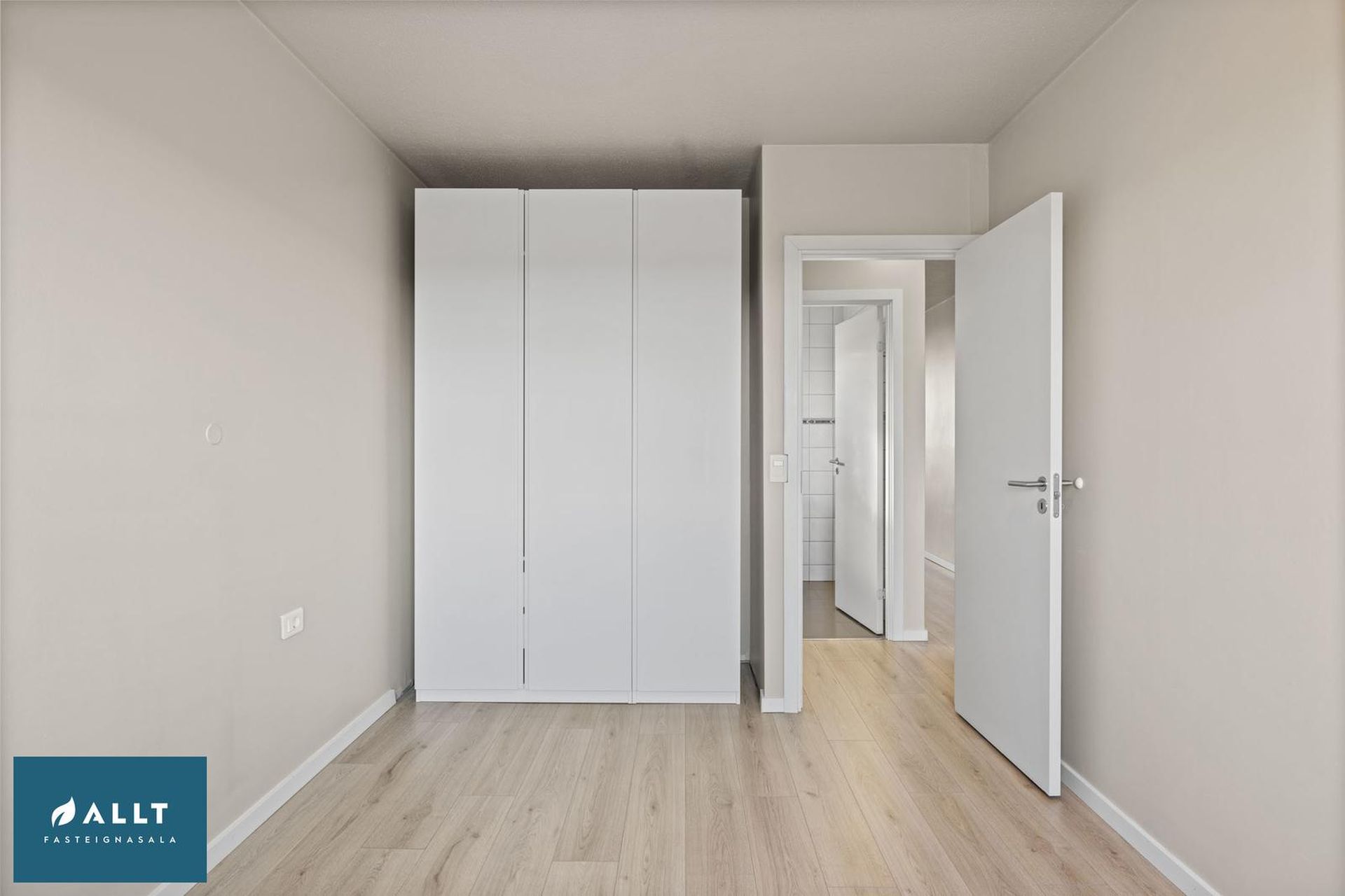 Heiðarhvammur 9, 230 Reykjanesbær