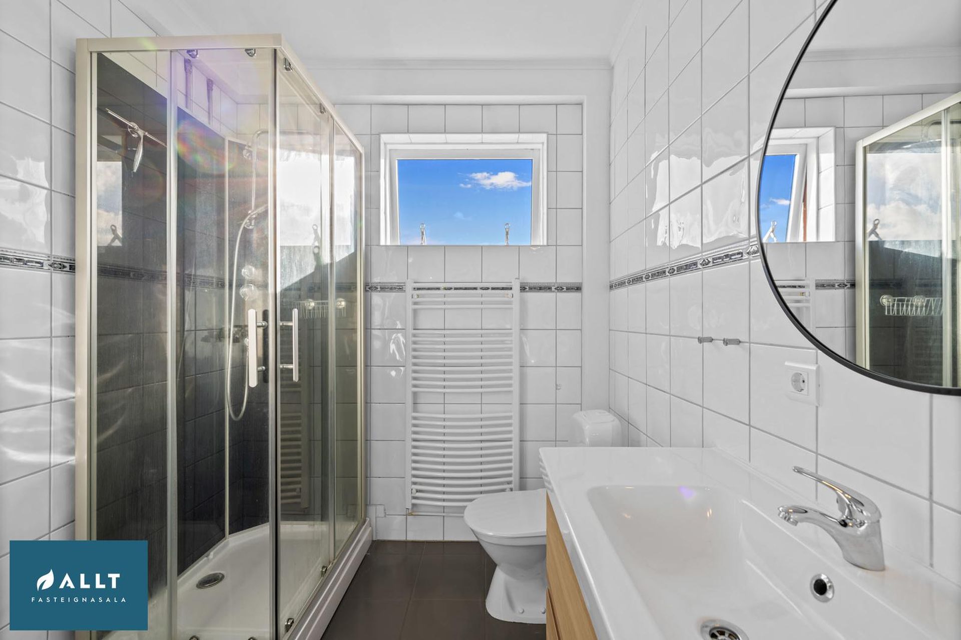 Heiðarhvammur 9, 230 Reykjanesbær