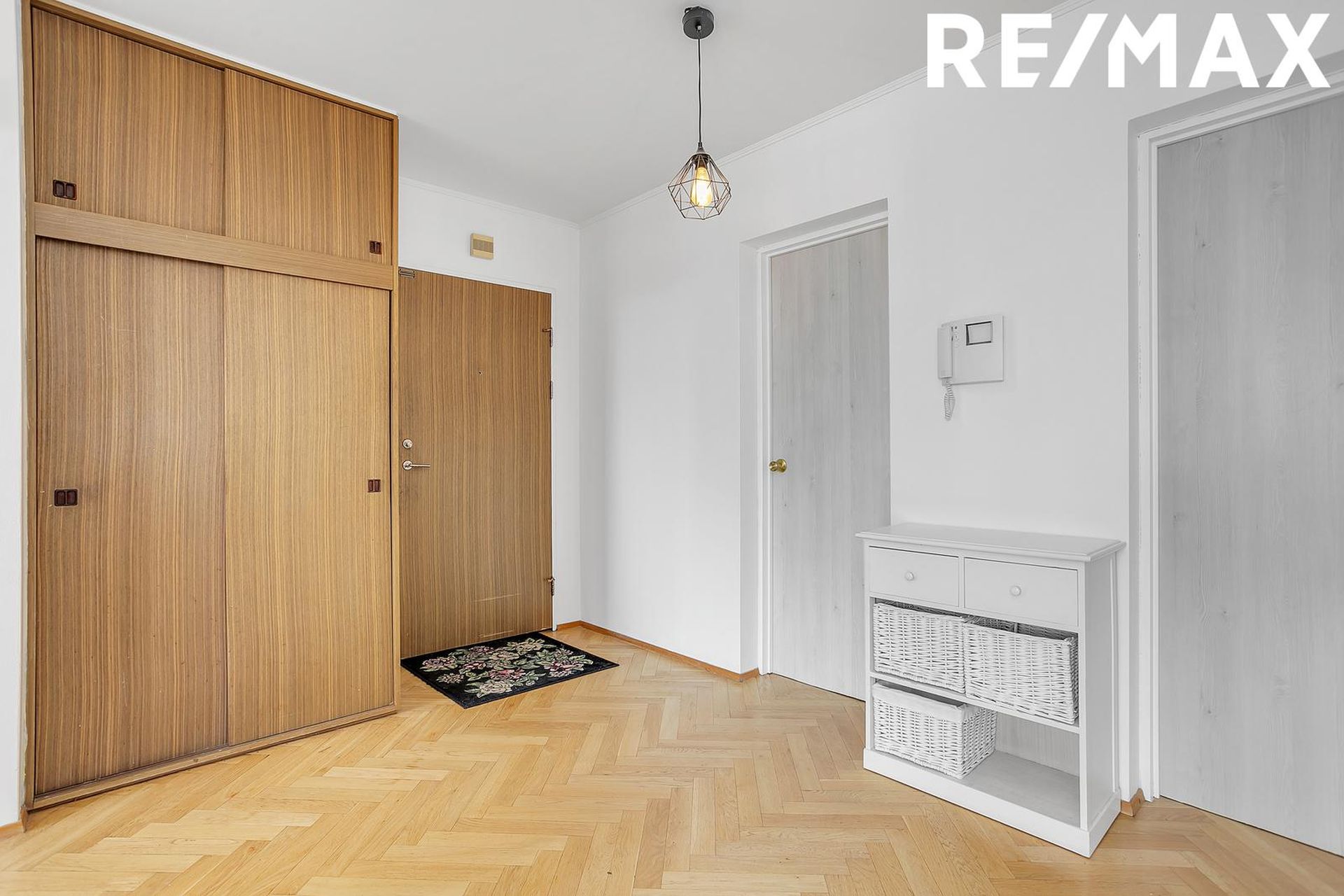 Asparfell 6, 111 Reykjavík