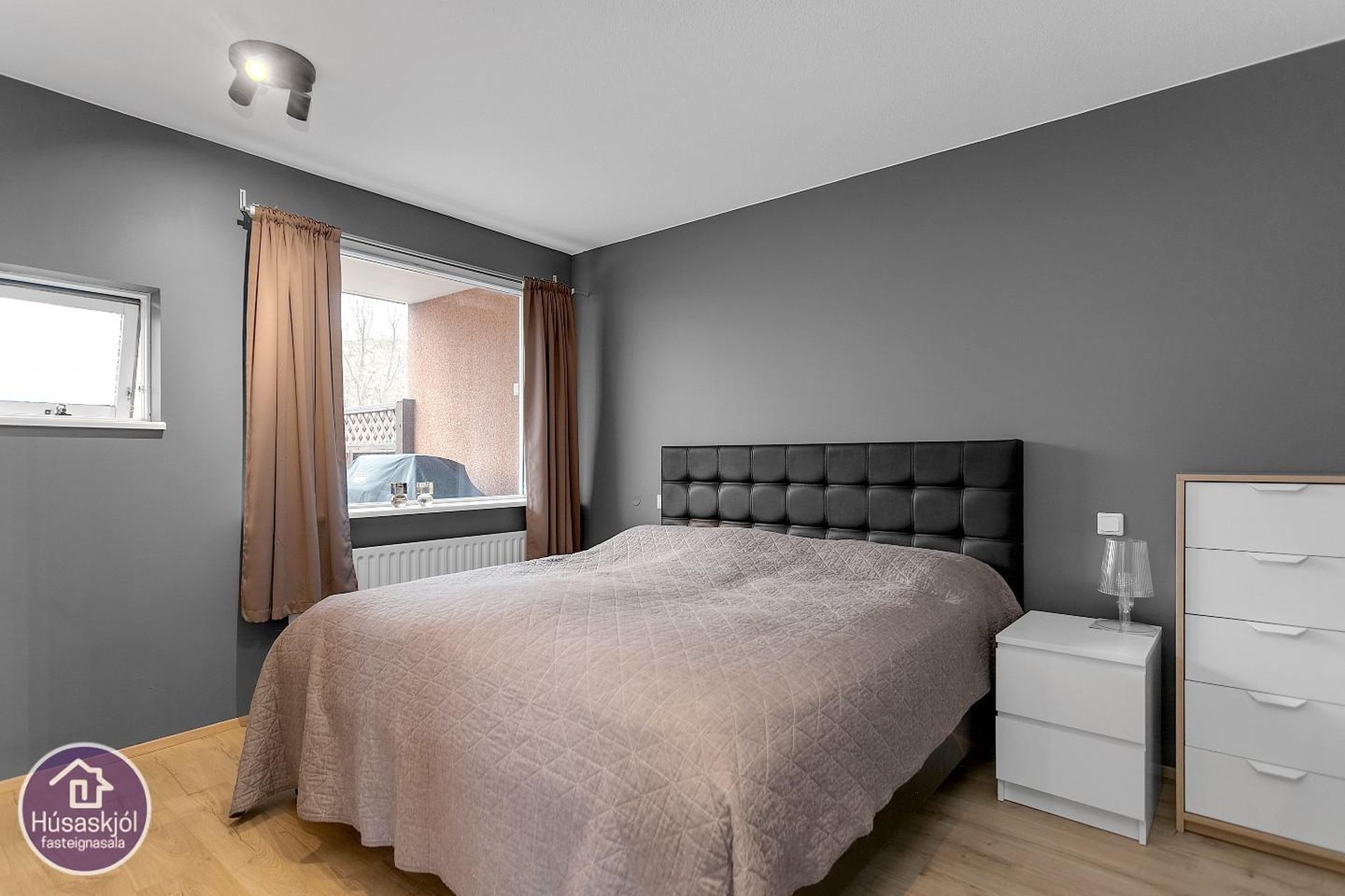 Jötnaborgir 12, 112 Reykjavík