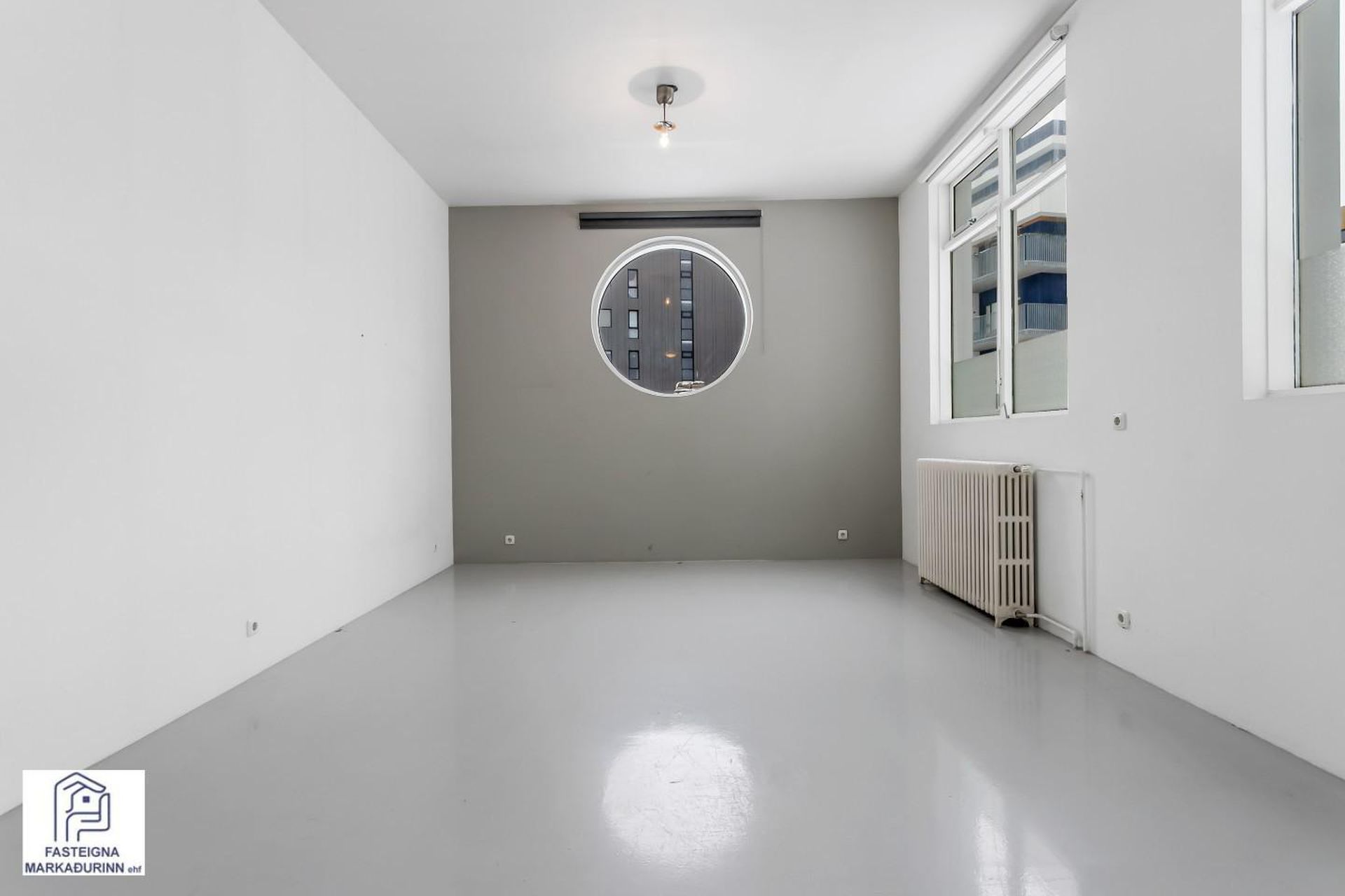 Skúlagata 32, 101 Reykjavík