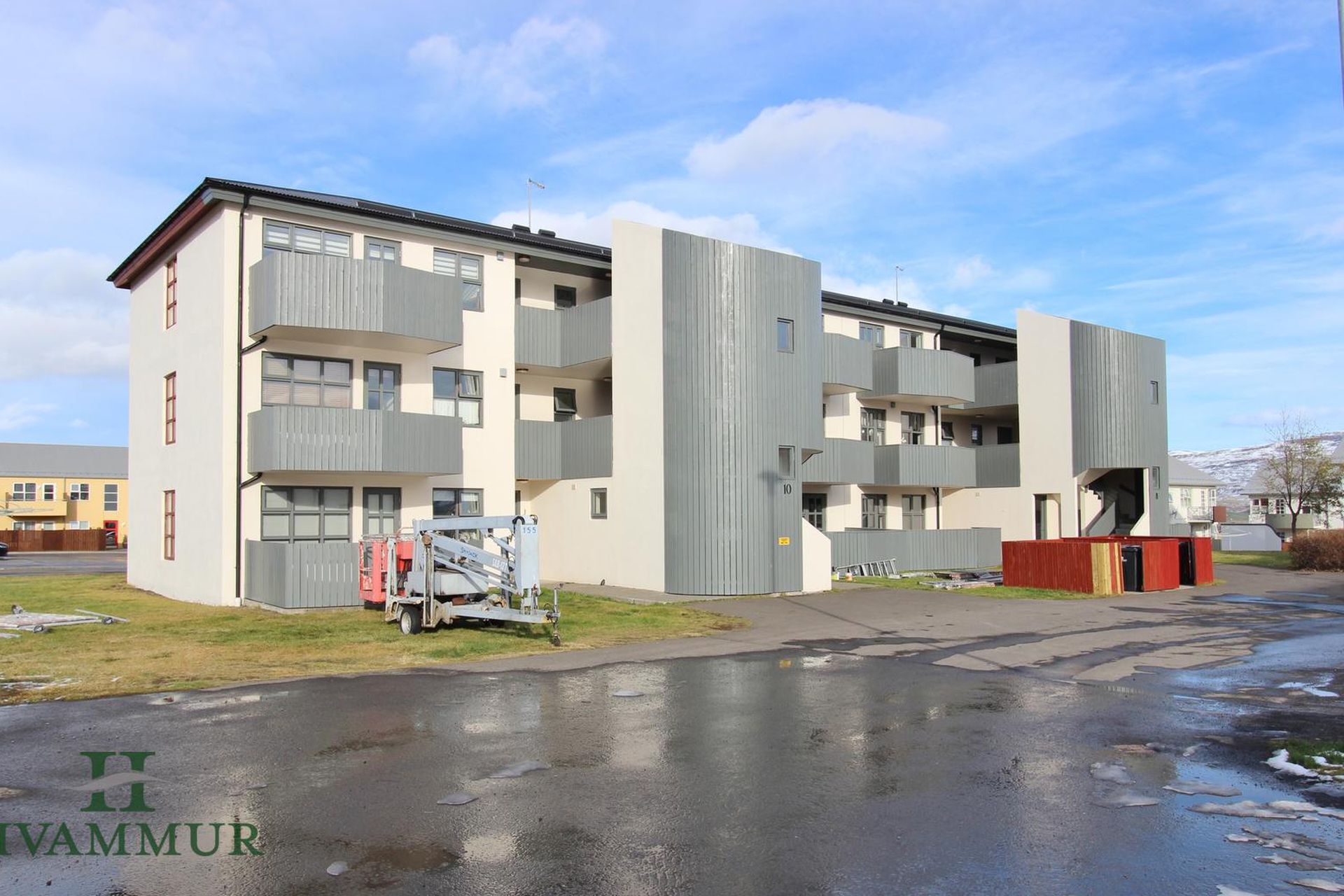 Skuggagil 10 - 0101, 603 Akureyri