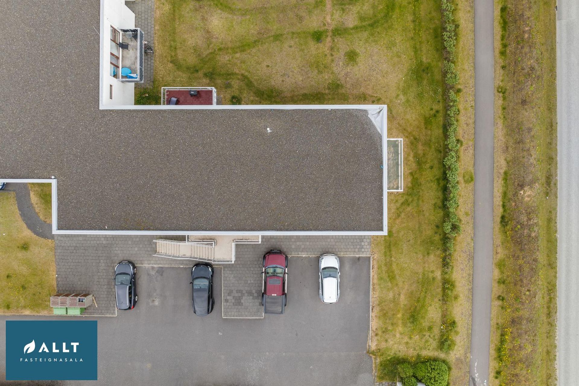 Tjarnabakki 8, 260 Reykjanesbær