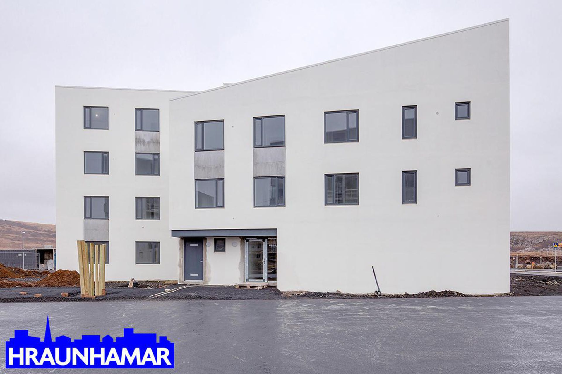 Hádegisskarð 2, 221 Hafnarfjörður