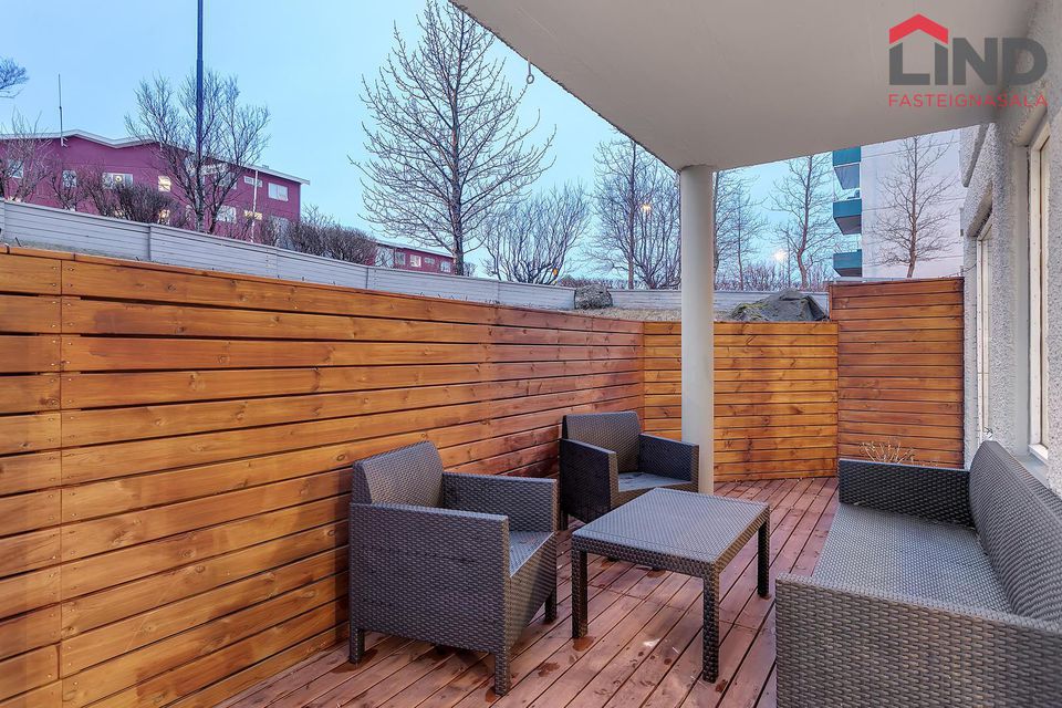 Eyrarholt 2, 220 Hafnarfjörður