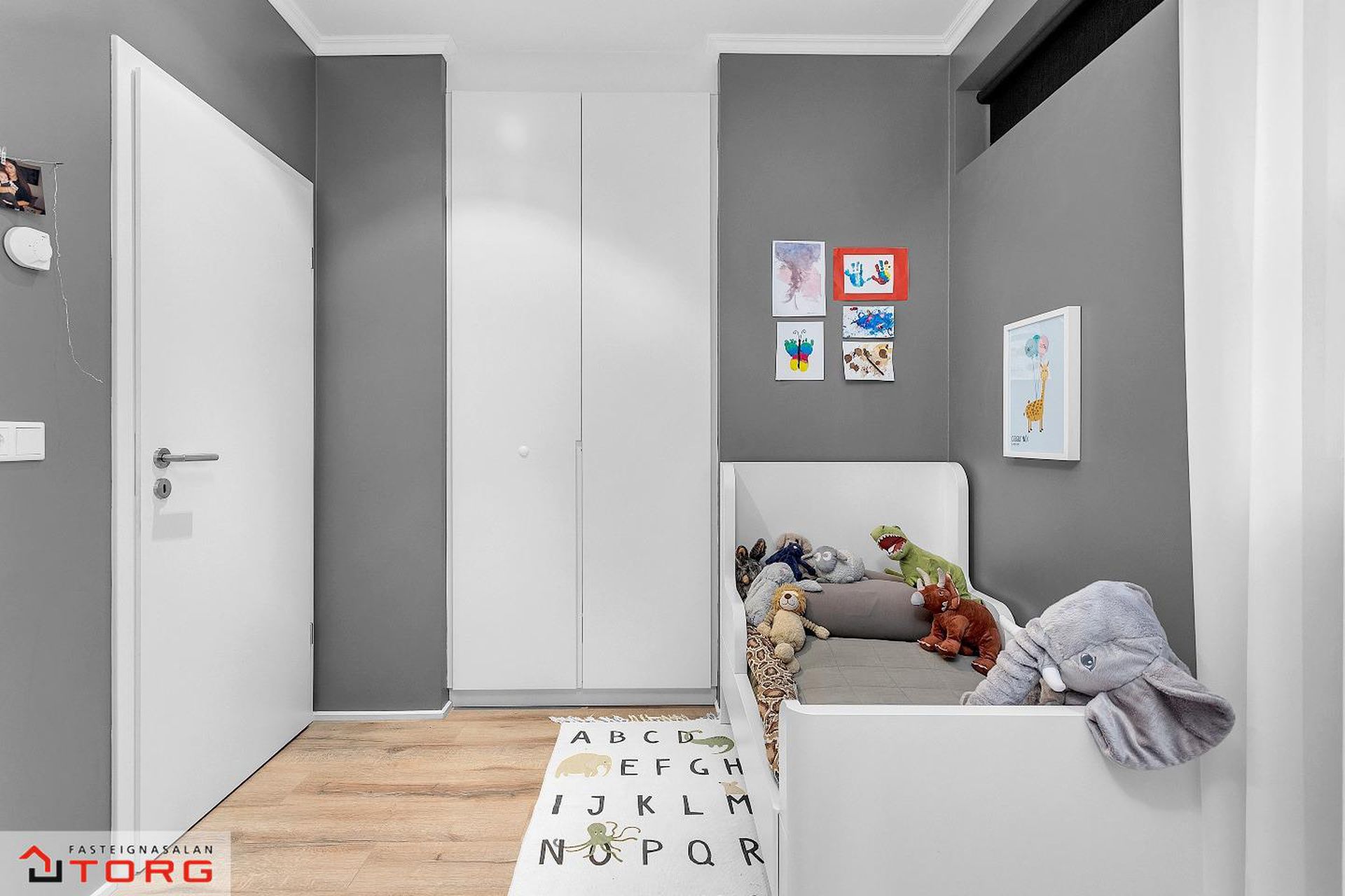 Drekavellir 40, 221 Hafnarfjörður