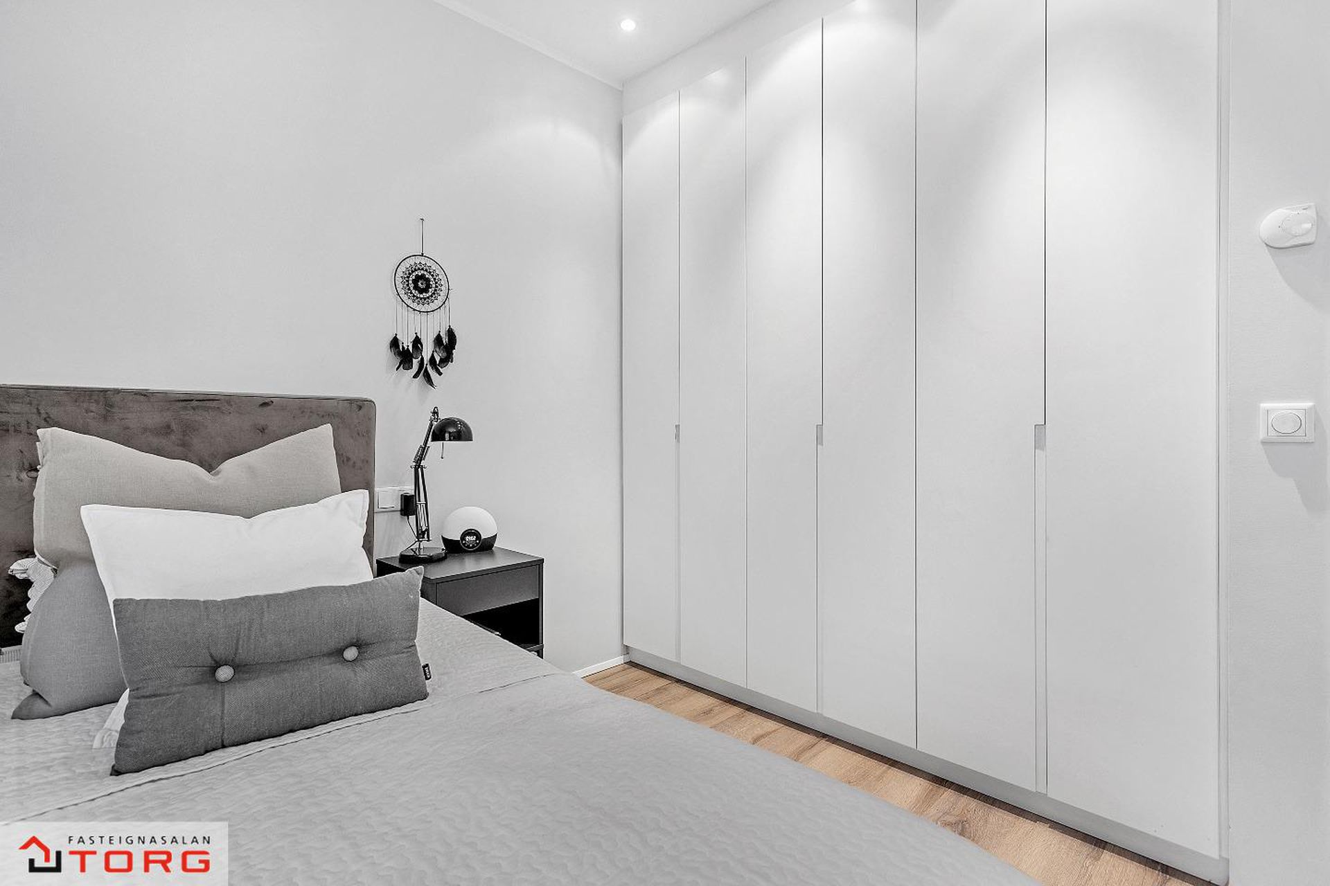 Drekavellir 40, 221 Hafnarfjörður