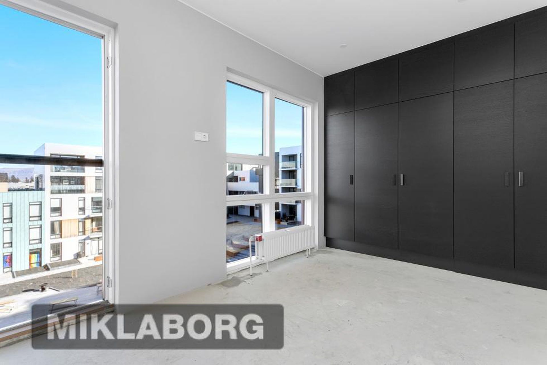 Smyrilshlíð 11, 102 Reykjavík