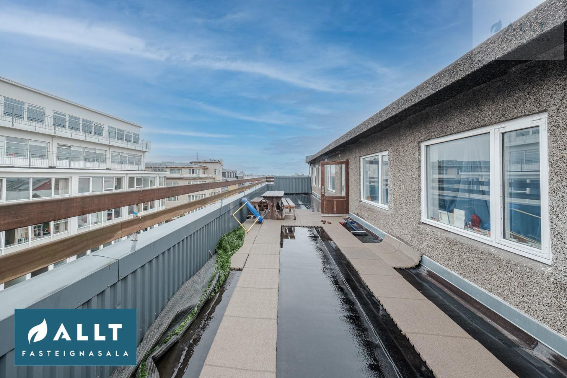 Hverfisgata 39, 101 Reykjavík