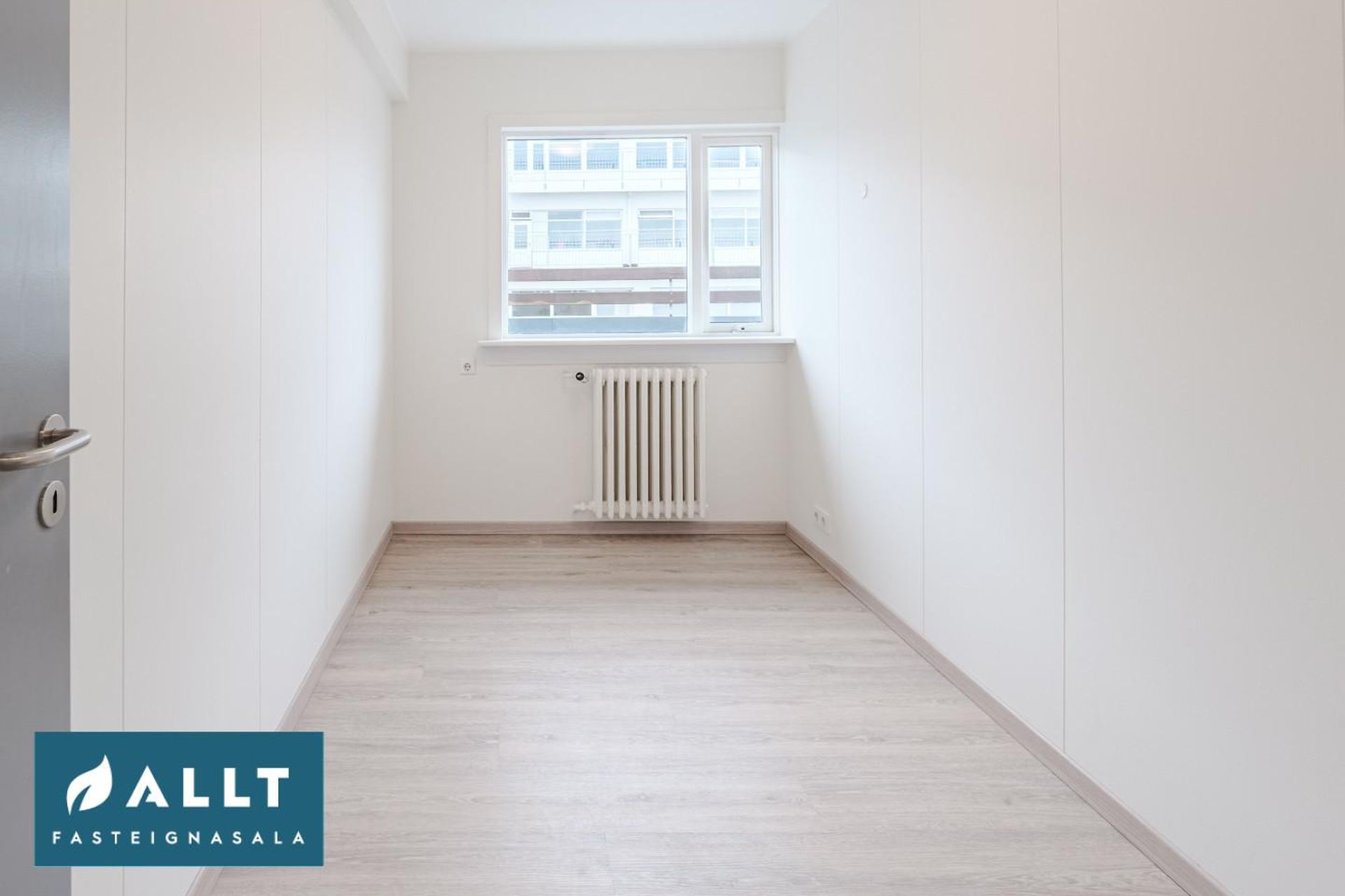 Hverfisgata 39, 101 Reykjavík