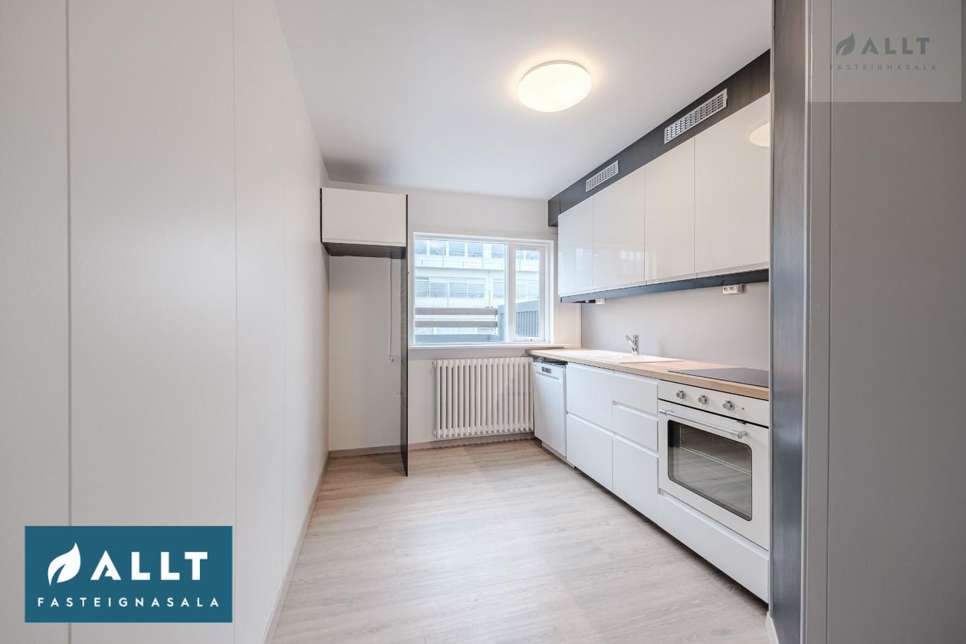 Hverfisgata 39, 101 Reykjavík