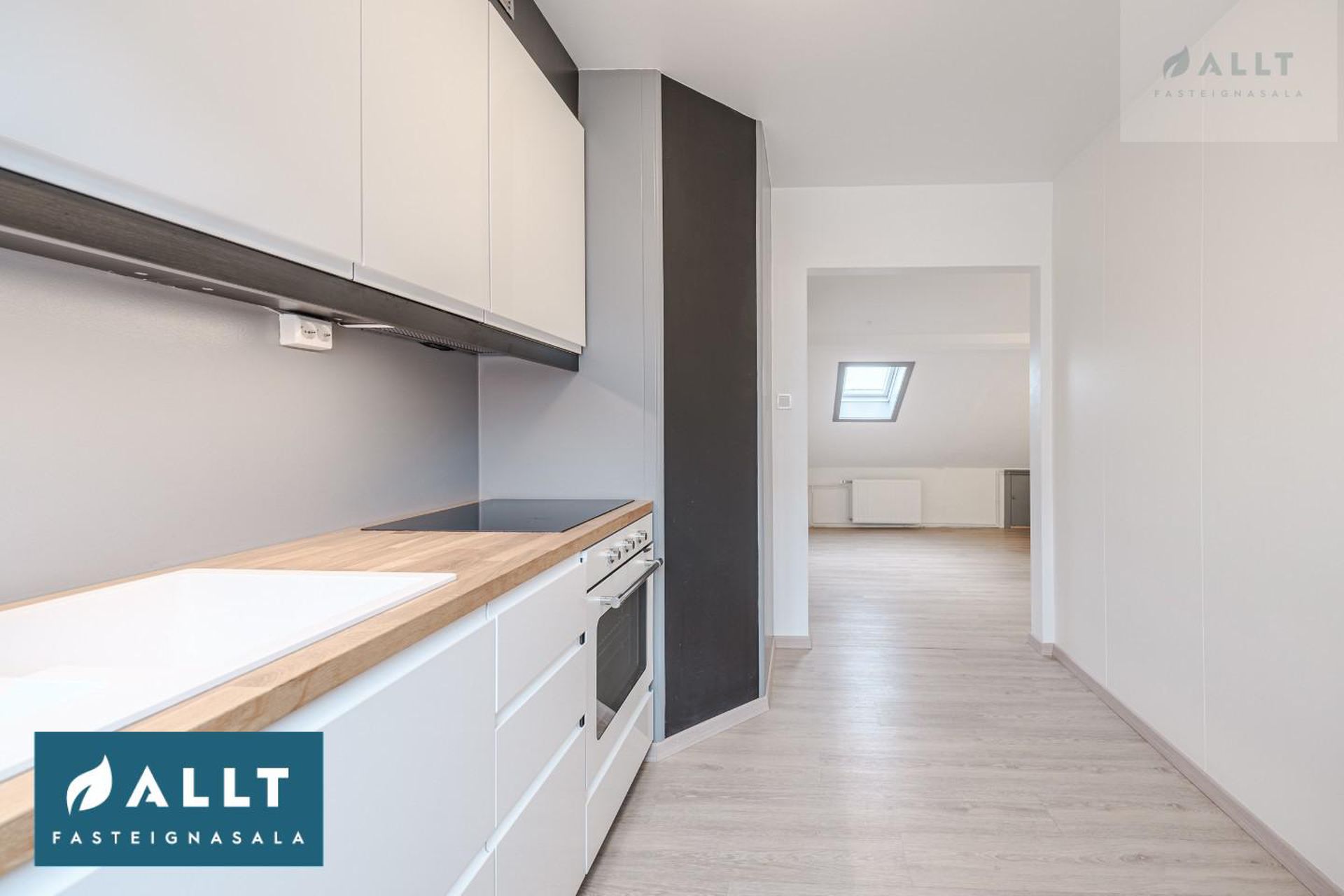 Hverfisgata 39, 101 Reykjavík