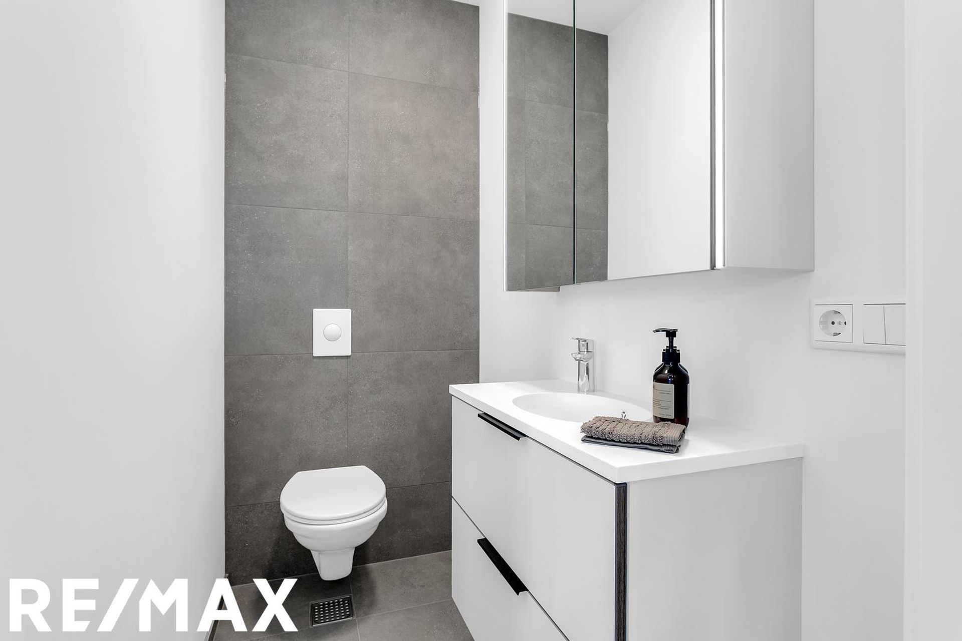 Hafnarbraut 4, 200 Kópavogur