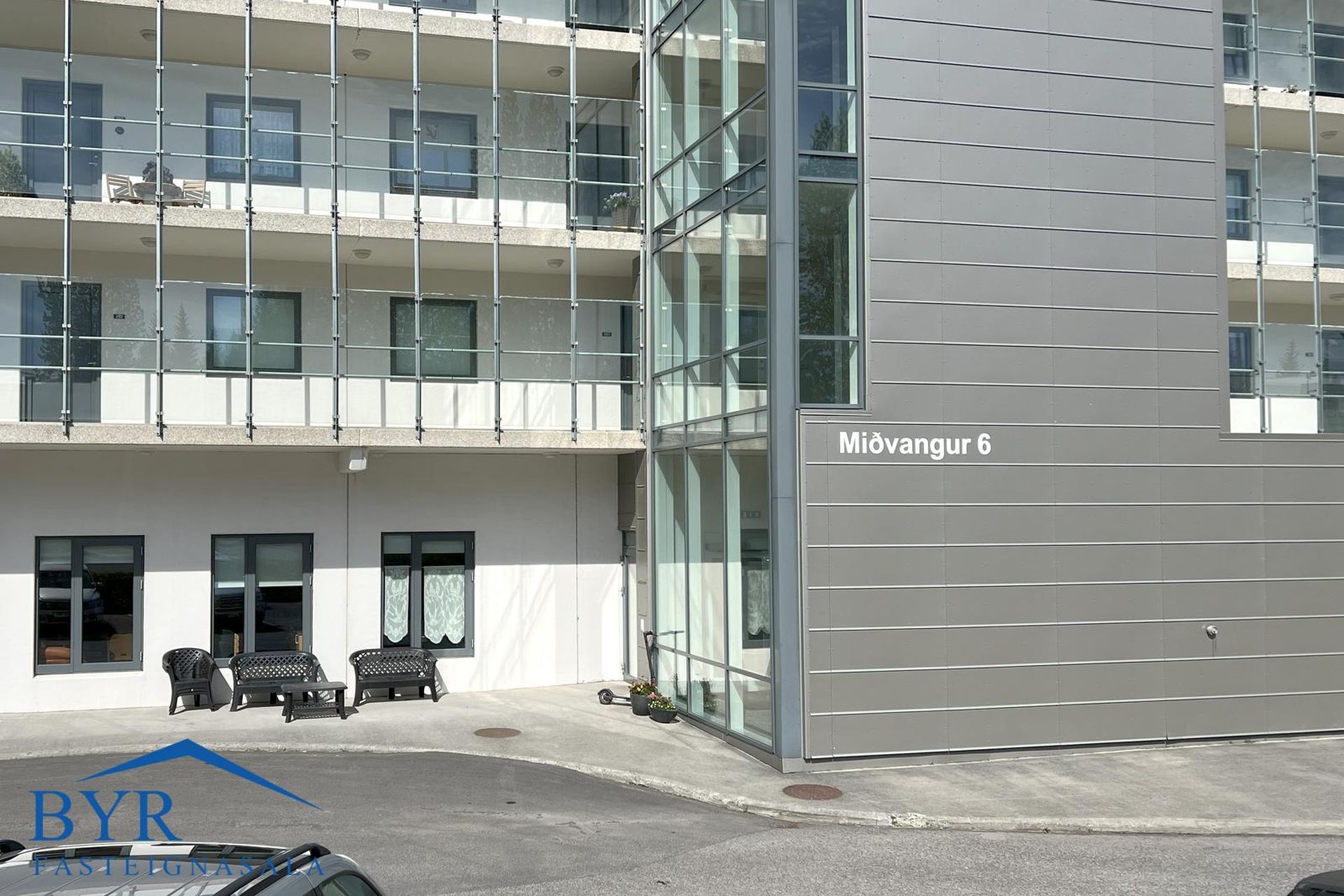 Miðvangur 6, 700 Fljóts