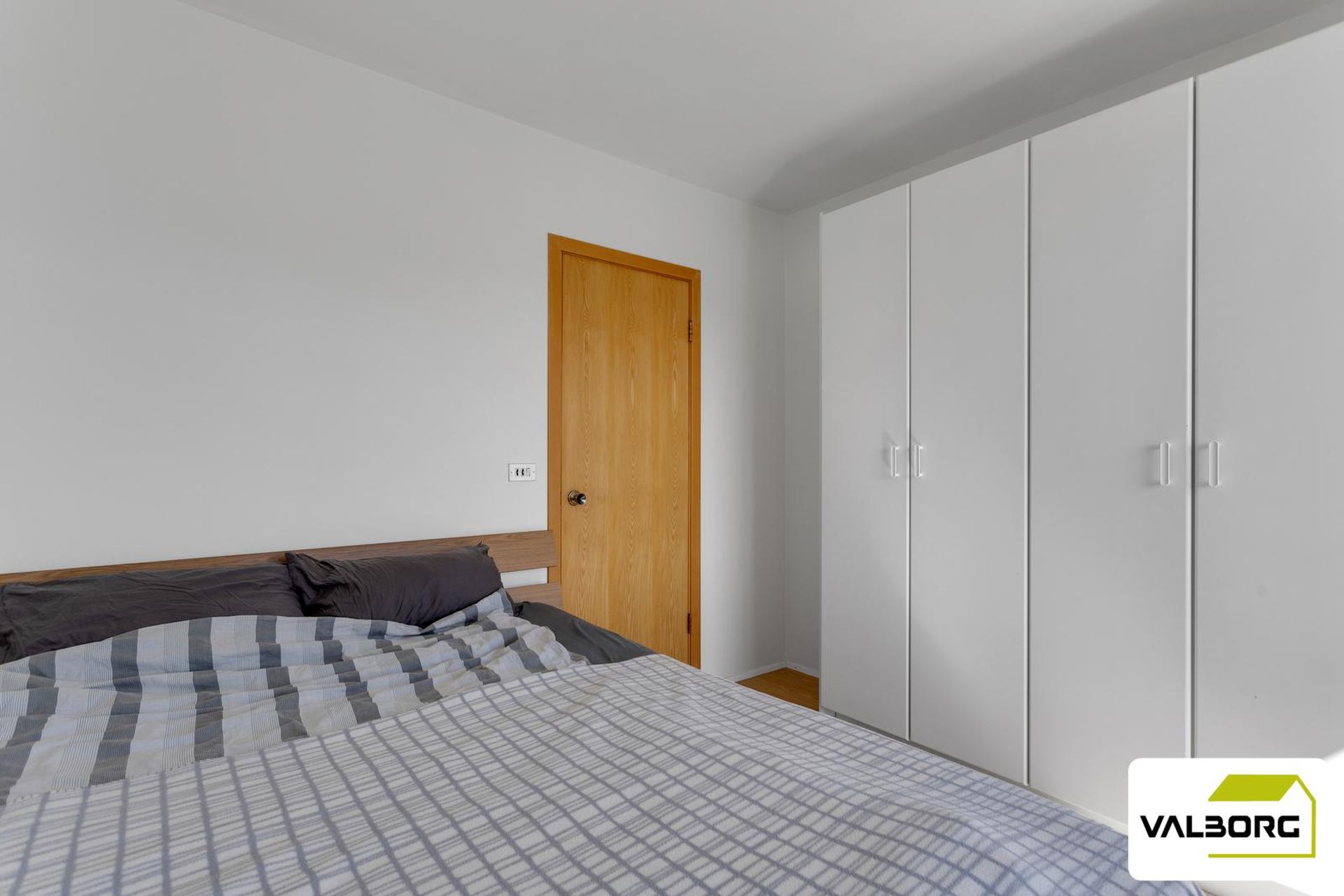 Dúfnahólar 4, 111 Reykjavík