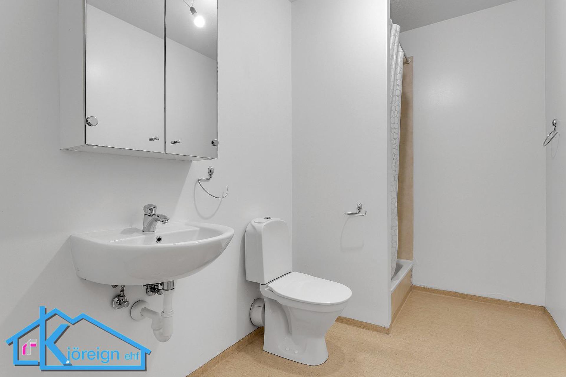 Hraunbær 109 - 0102, 110 Reykjavík