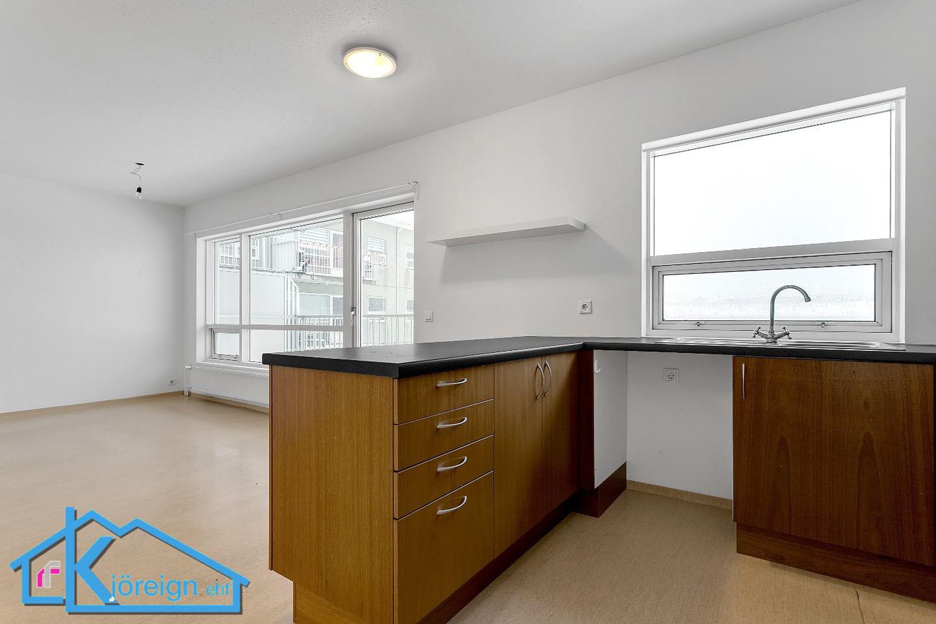 Hraunbær 109 - 0102, 110 Reykjavík