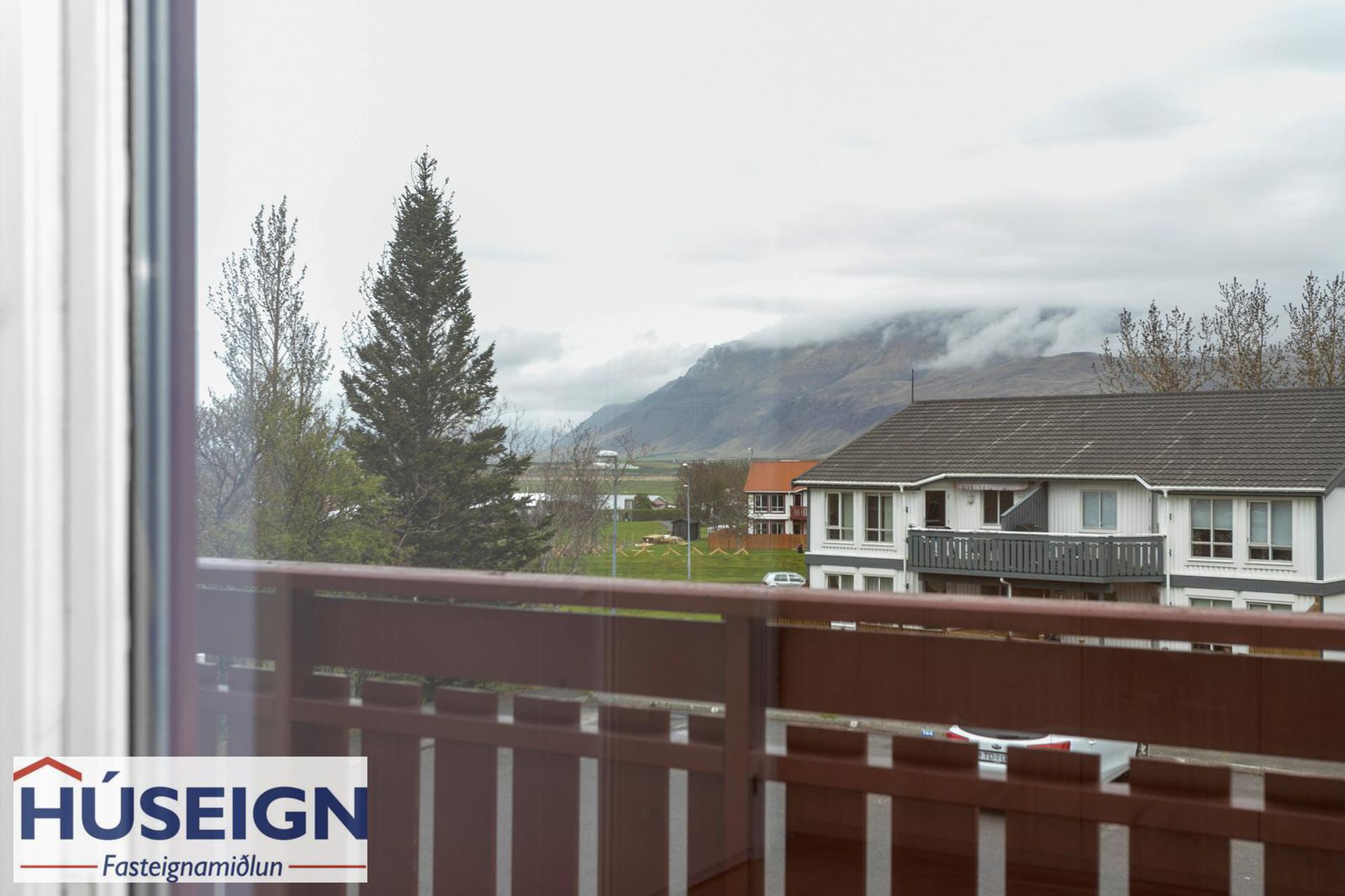 Hjallahlíð 25, 270 Mosfellsbær