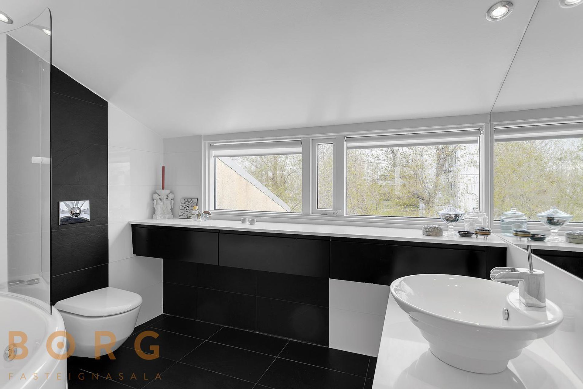 Flúðasel 93, 109 Reykjavík