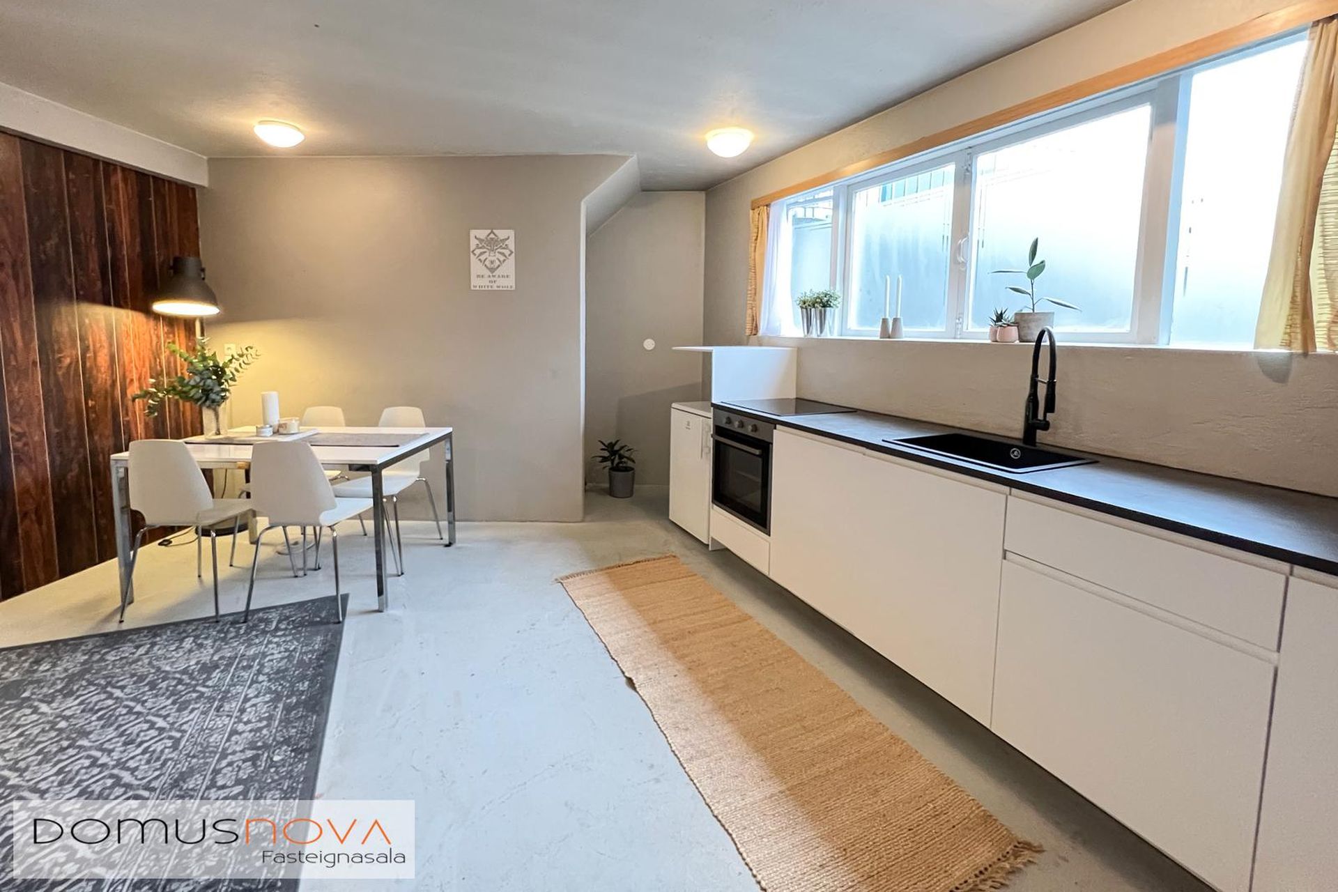 Laugavegur 133, 105 Reykjavík