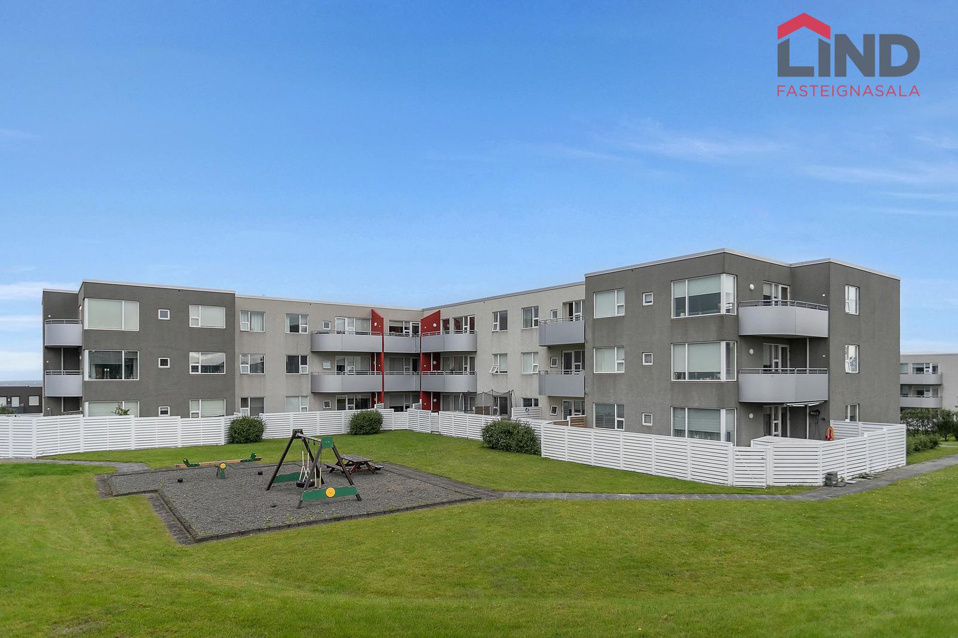 Kristnibraut 79, 113 Reykjavík