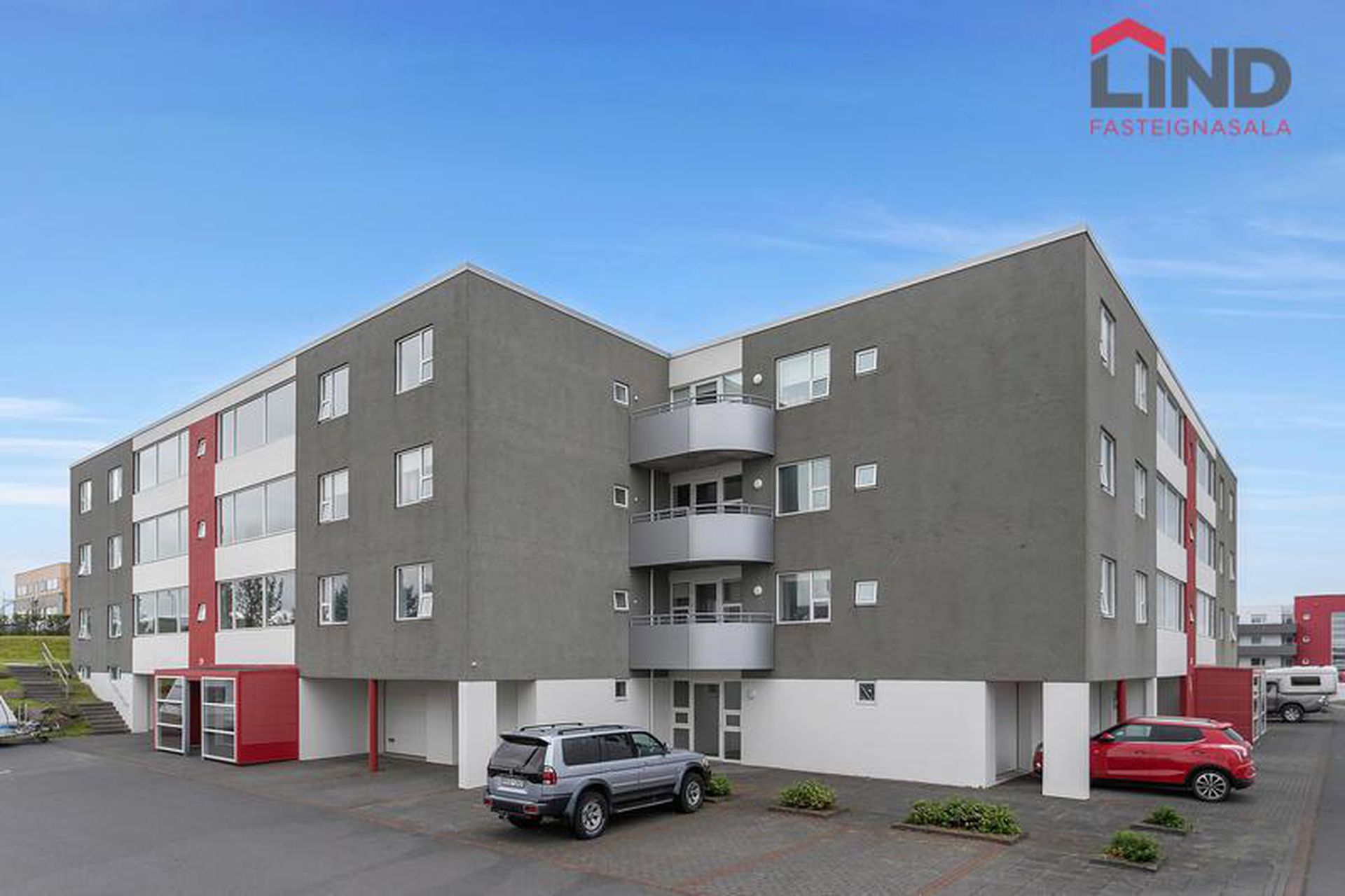 Kristnibraut 79, 113 Reykjavík