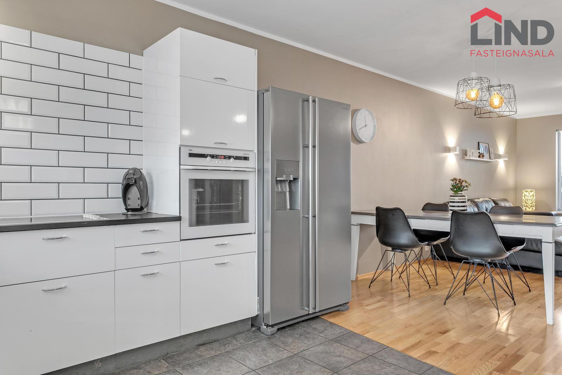 Kristnibraut 79, 113 Reykjavík