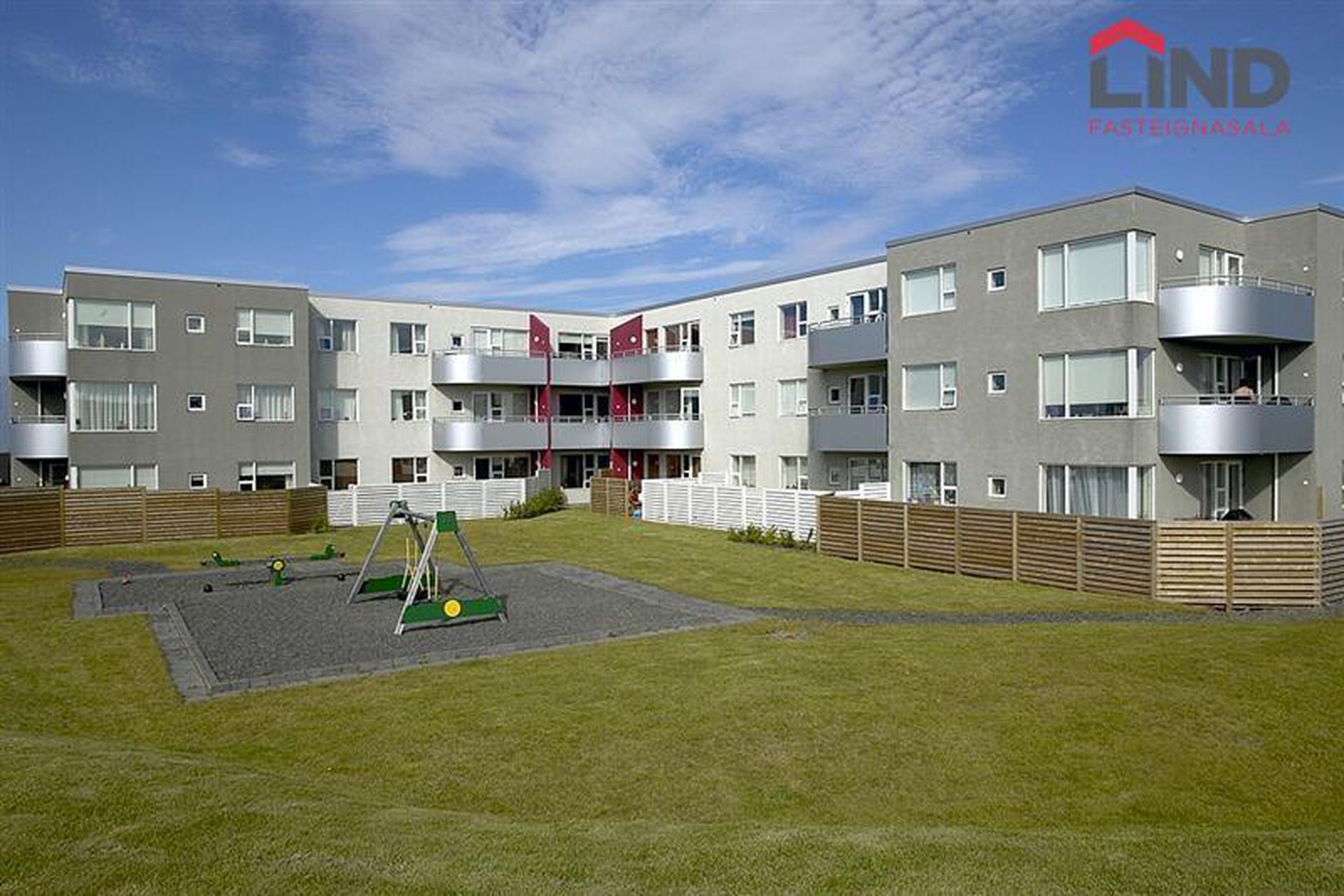 Kristnibraut 79, 113 Reykjavík