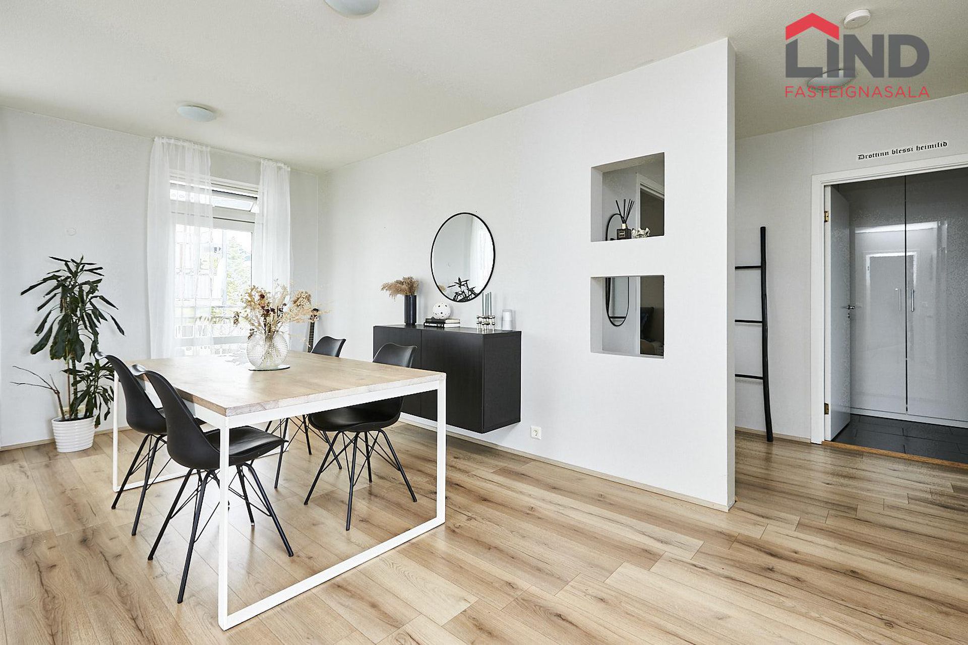 Álfaborgir 9, 112 Reykjavík