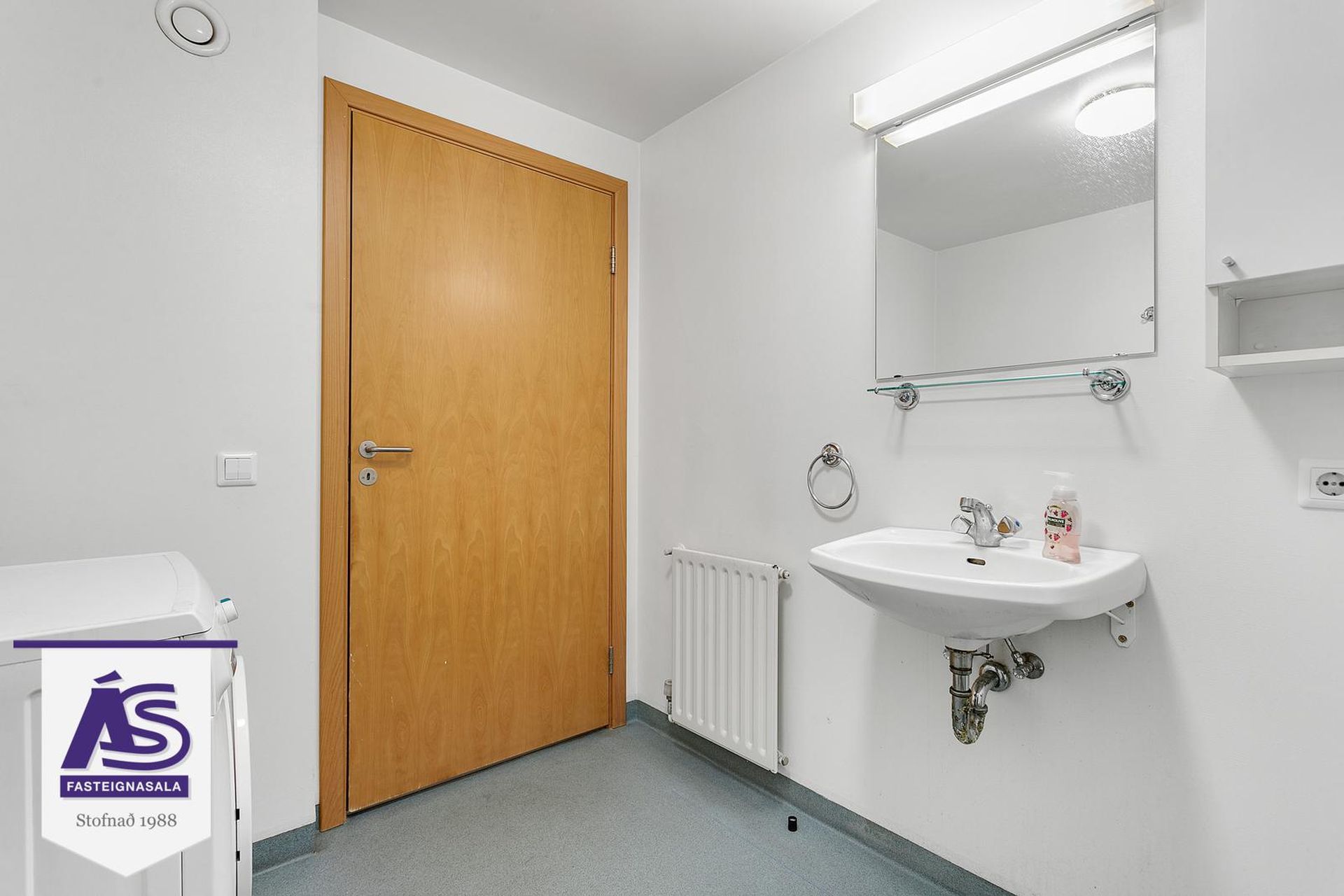 Sólvangsvegur 3, 220 Hafnarfjörður