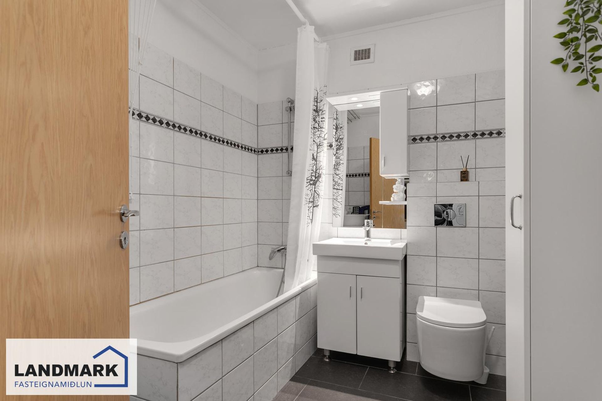 Æsufell 6, 111 Reykjavík