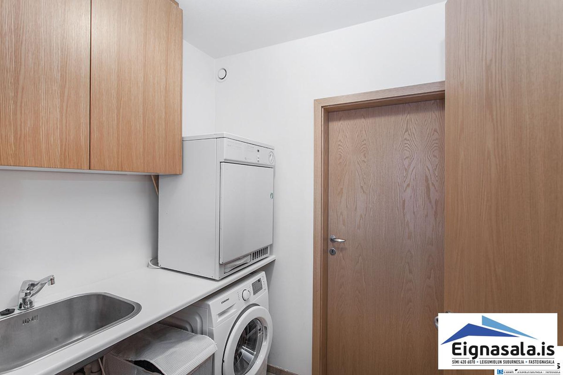 Skólabraut 3, 260 Reykjanesbær