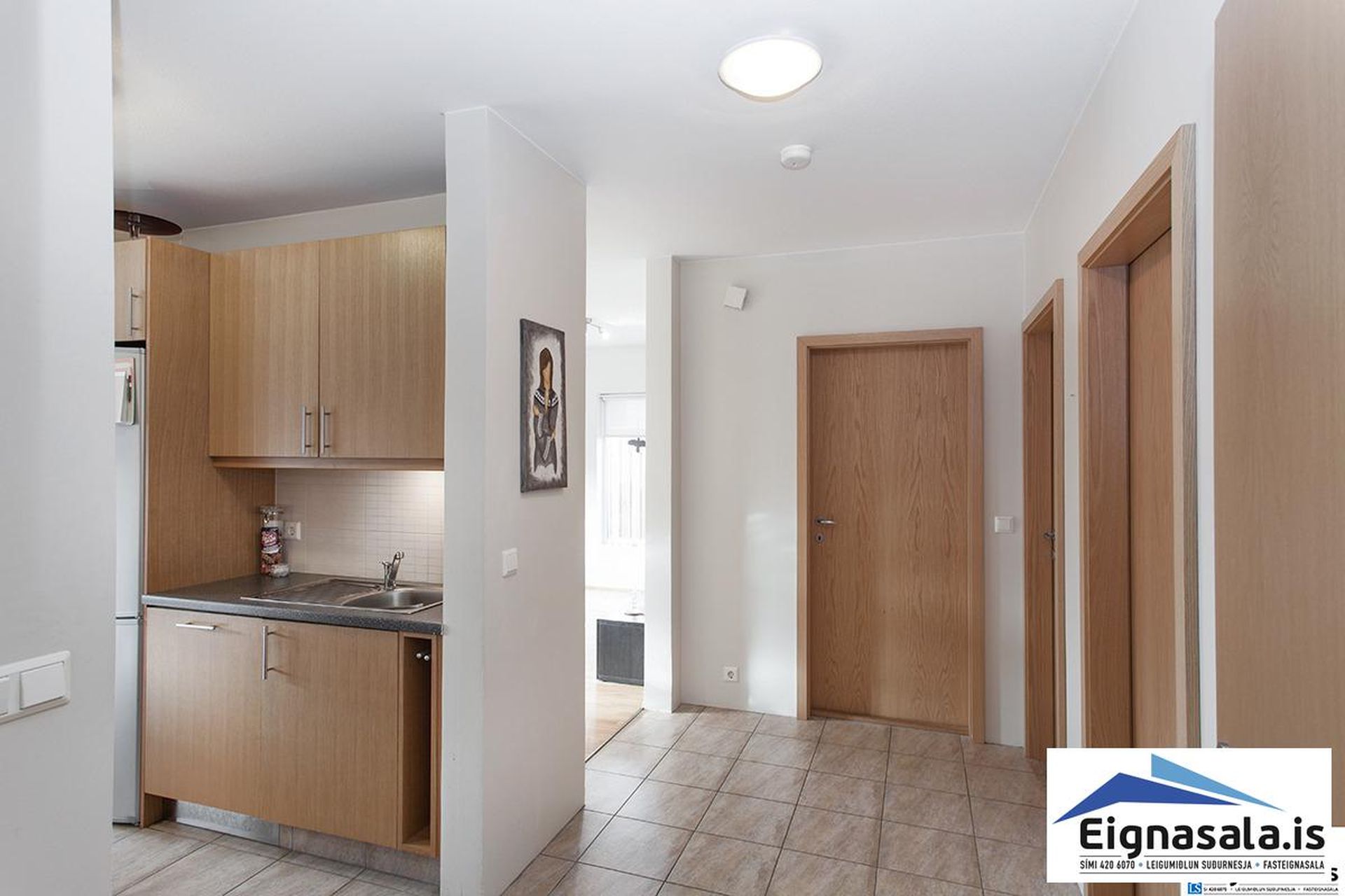 Skólabraut 3, 260 Reykjanesbær