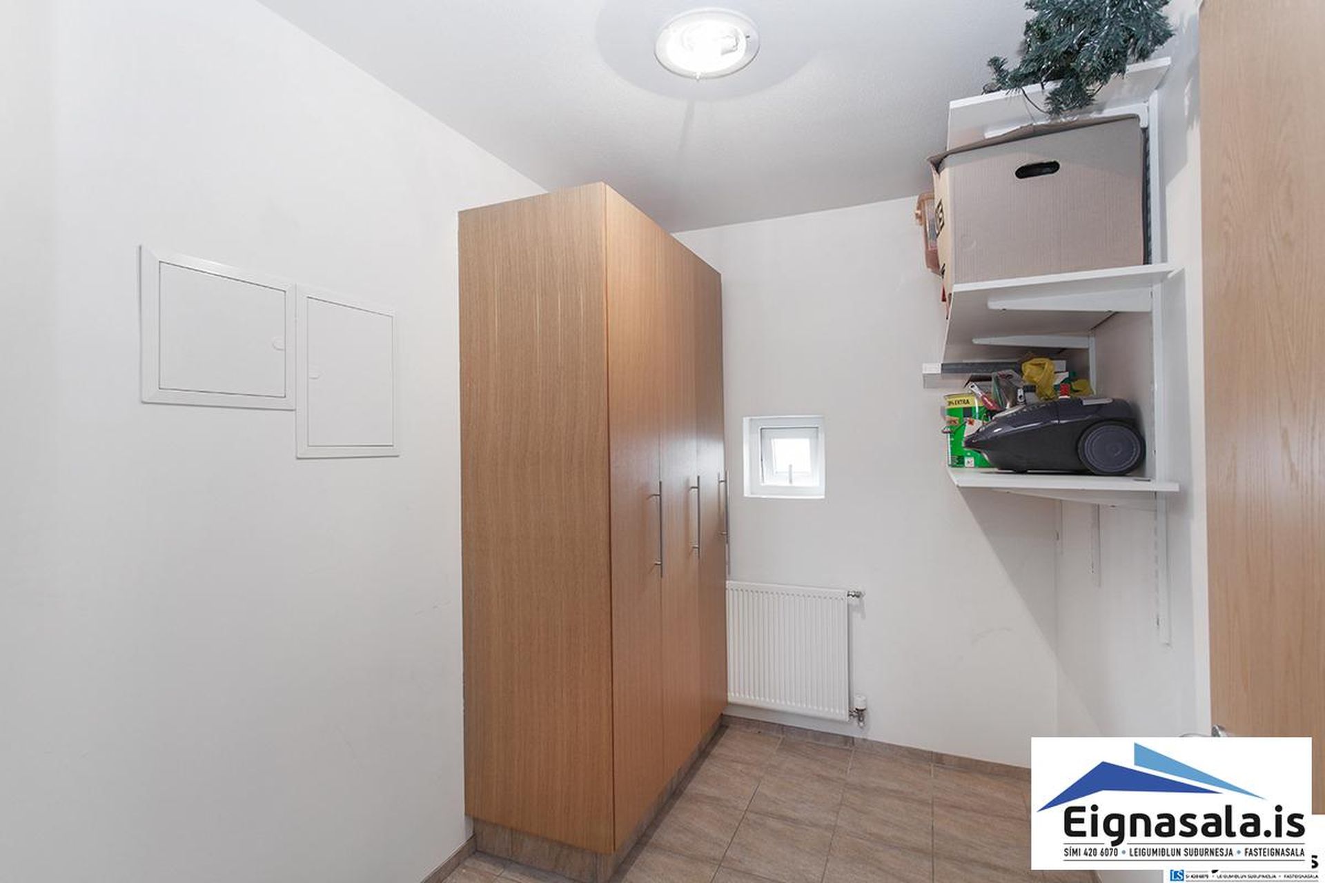 Skólabraut 3, 260 Reykjanesbær