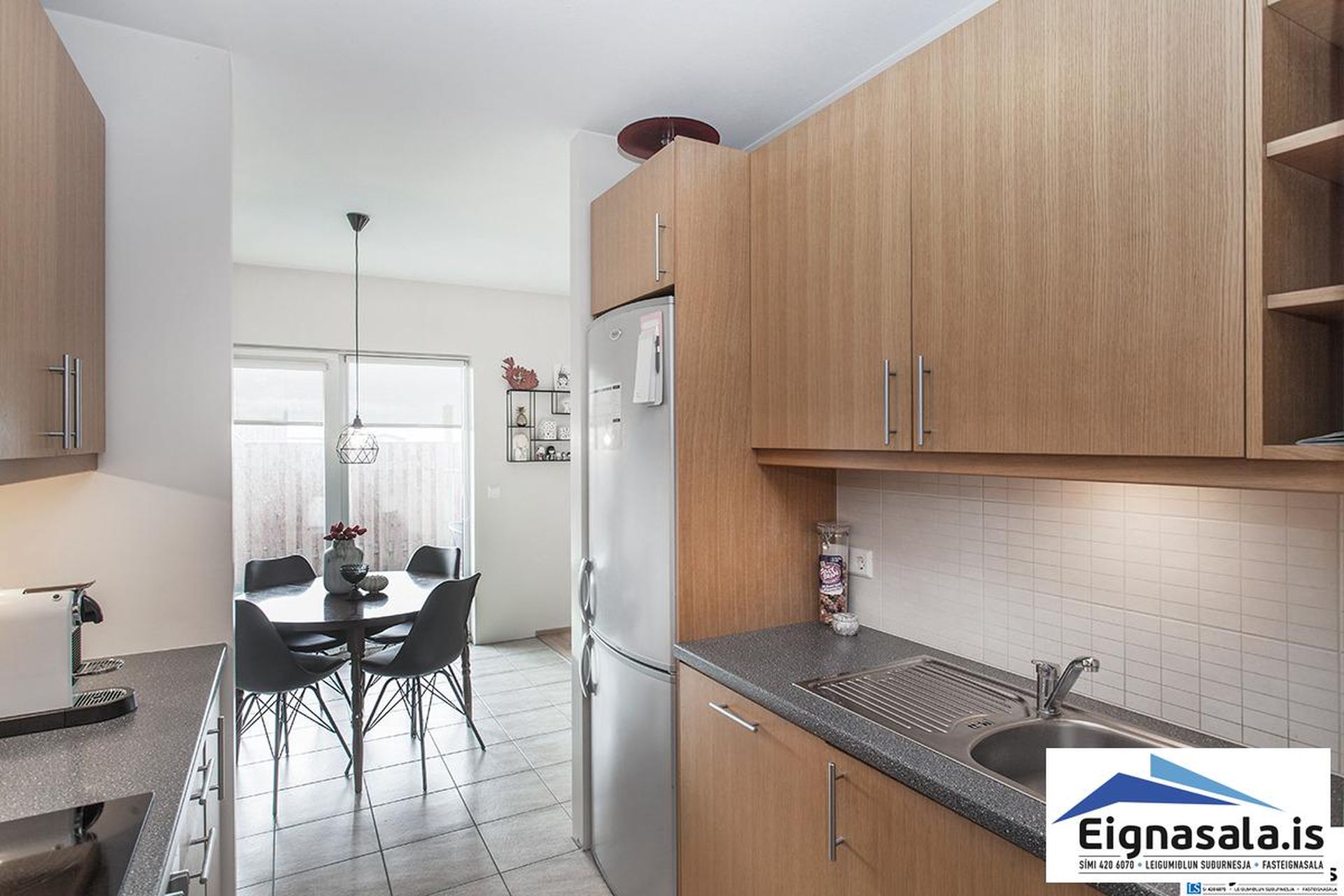 Skólabraut 3, 260 Reykjanesbær