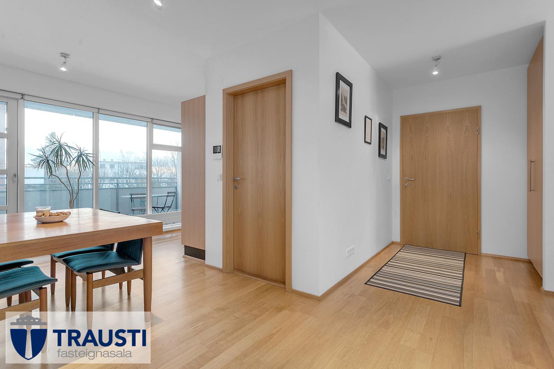 Holtsgata 3, 101 Reykjavík