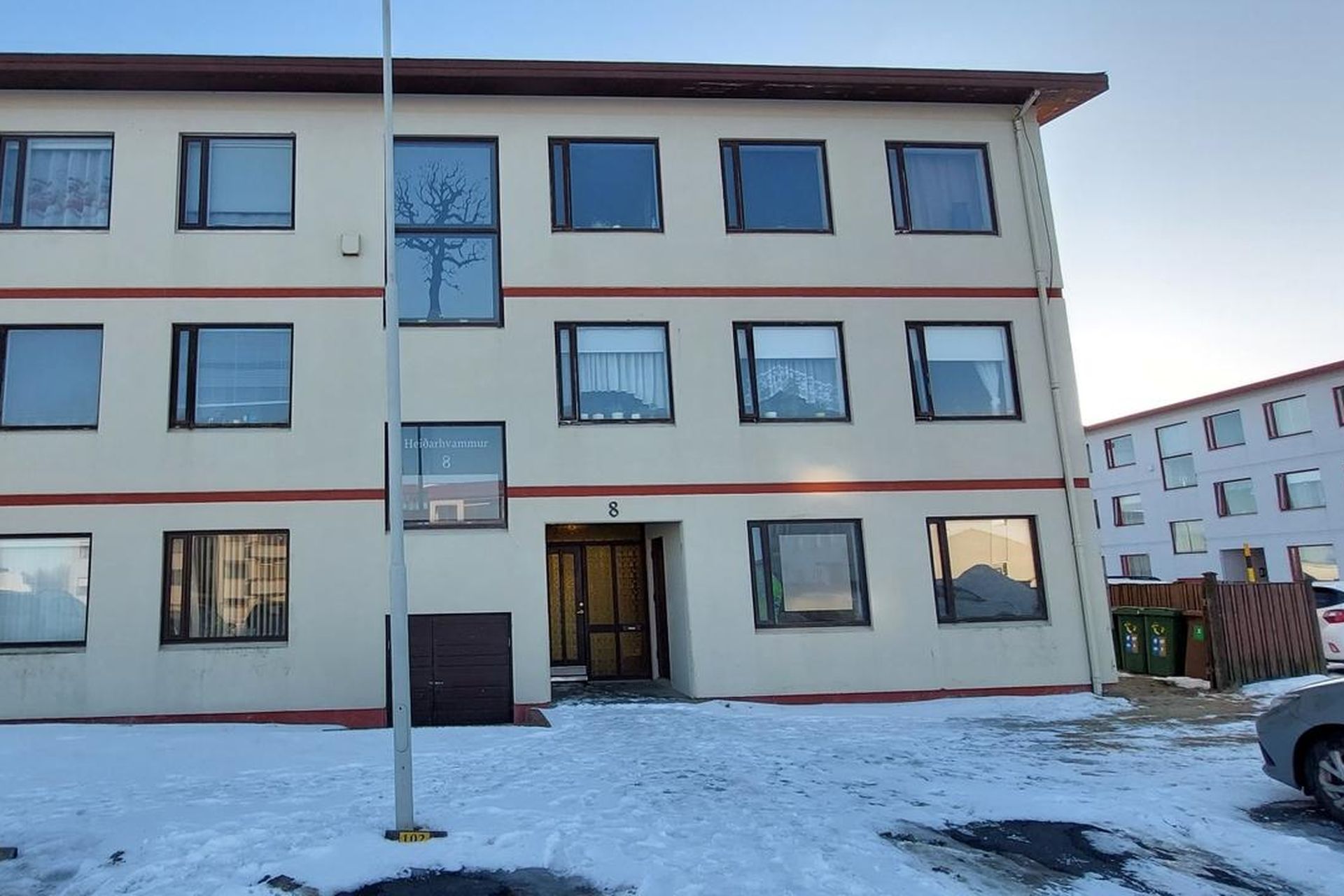 Heiðarhvammur 8, 230 Reykjanesbær