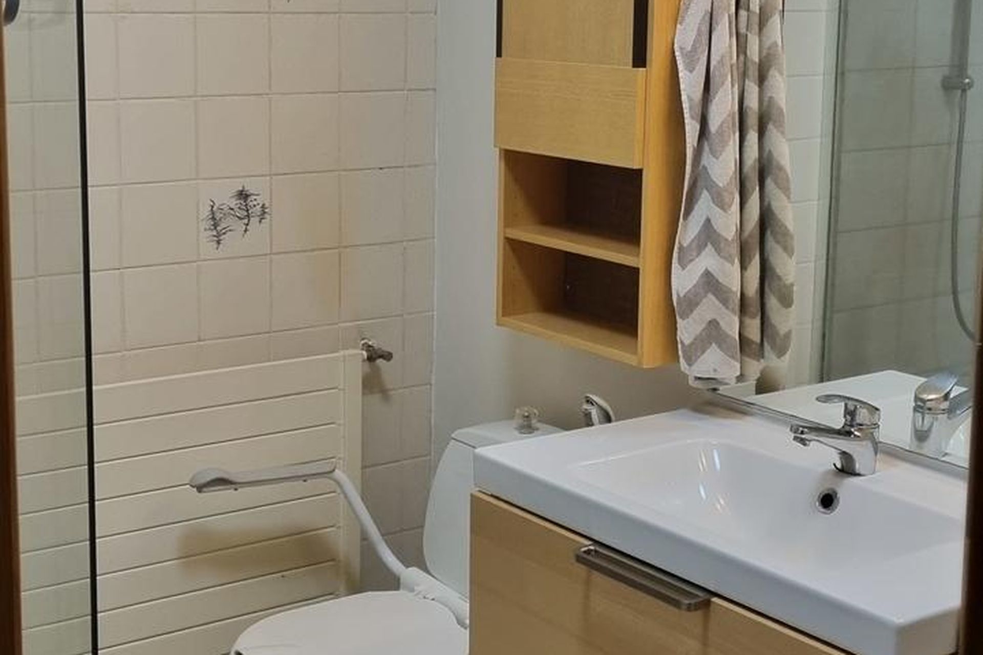 Heiðarhvammur 8, 230 Reykjanesbær