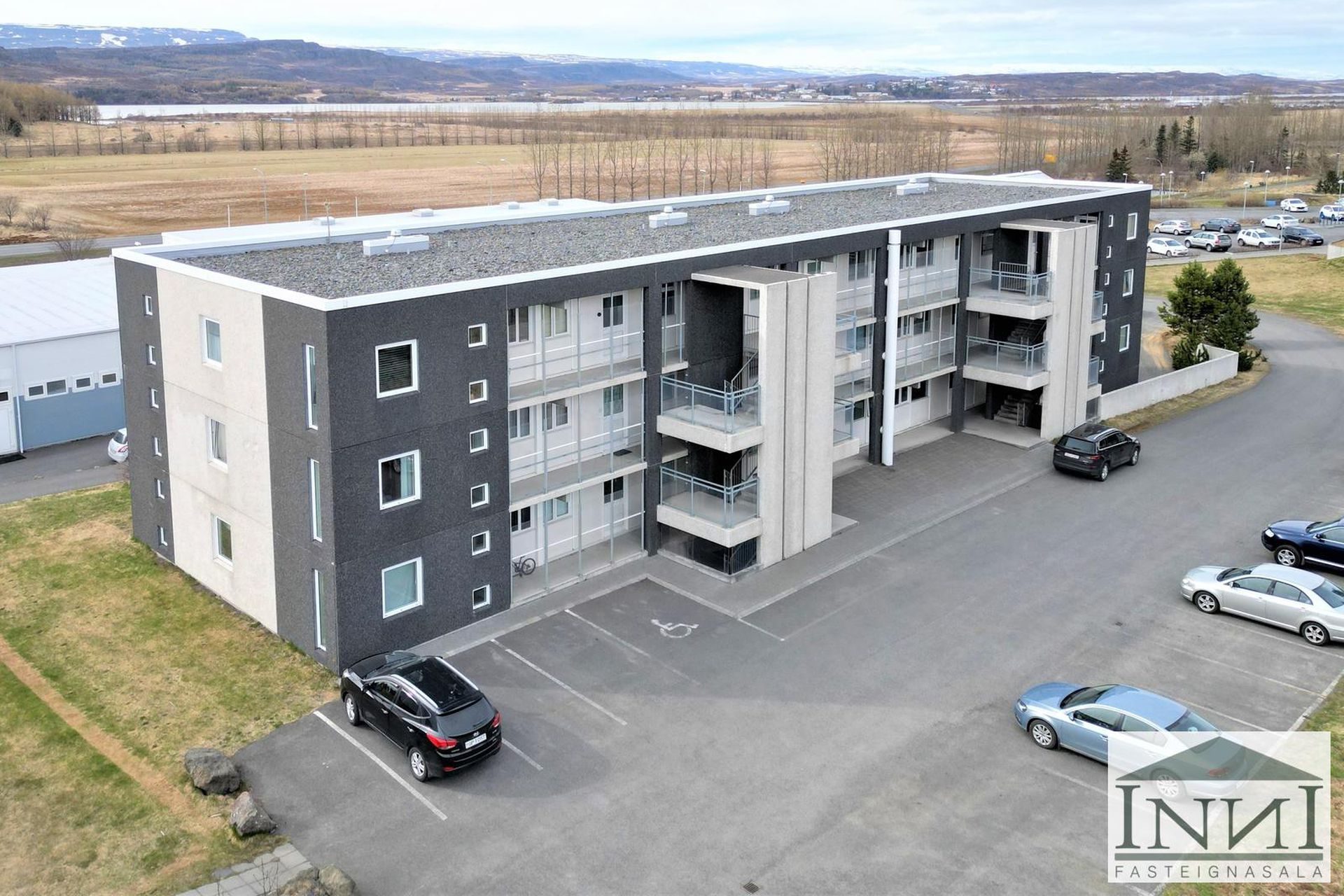 Blómvangur 2, 700 Fljóts