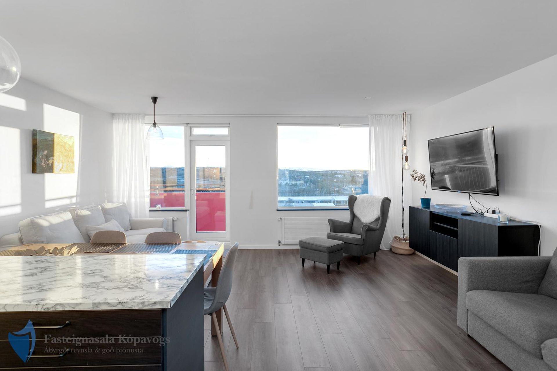 Asparfell 12, 111 Reykjavík