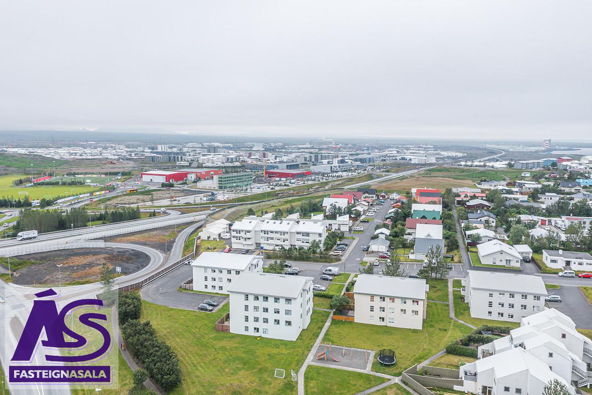Vallarbarð 1, 220 Hafnarfjörður